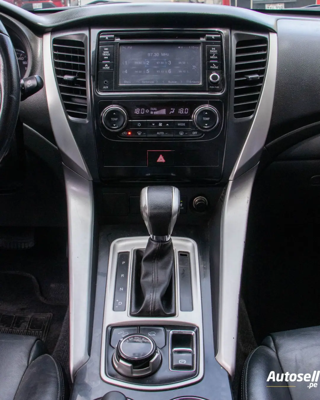 Mitsubishi Montero Sport miniatura 13