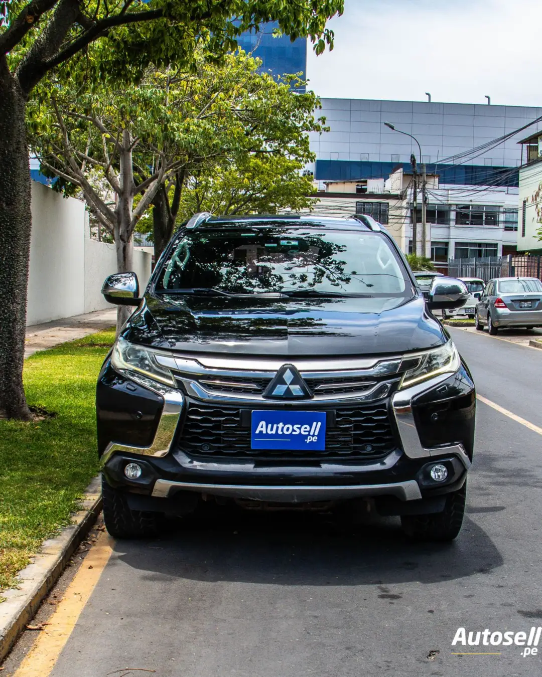 Mitsubishi Montero Sport miniatura 7