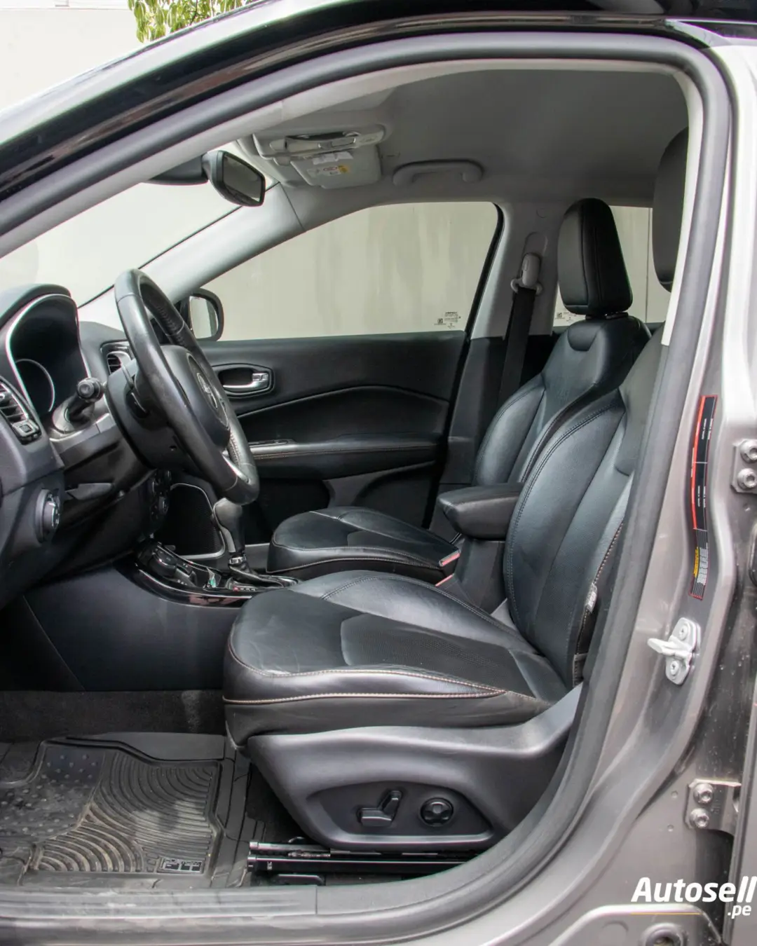 Jeep Compass miniatura 8