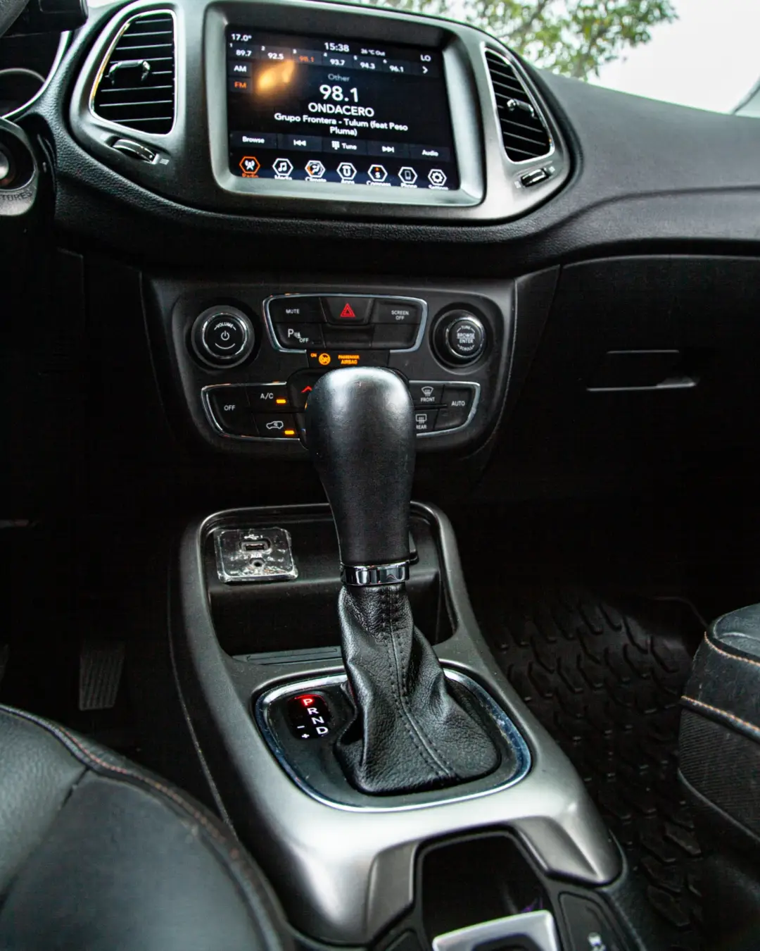 Jeep Compass miniatura 11
