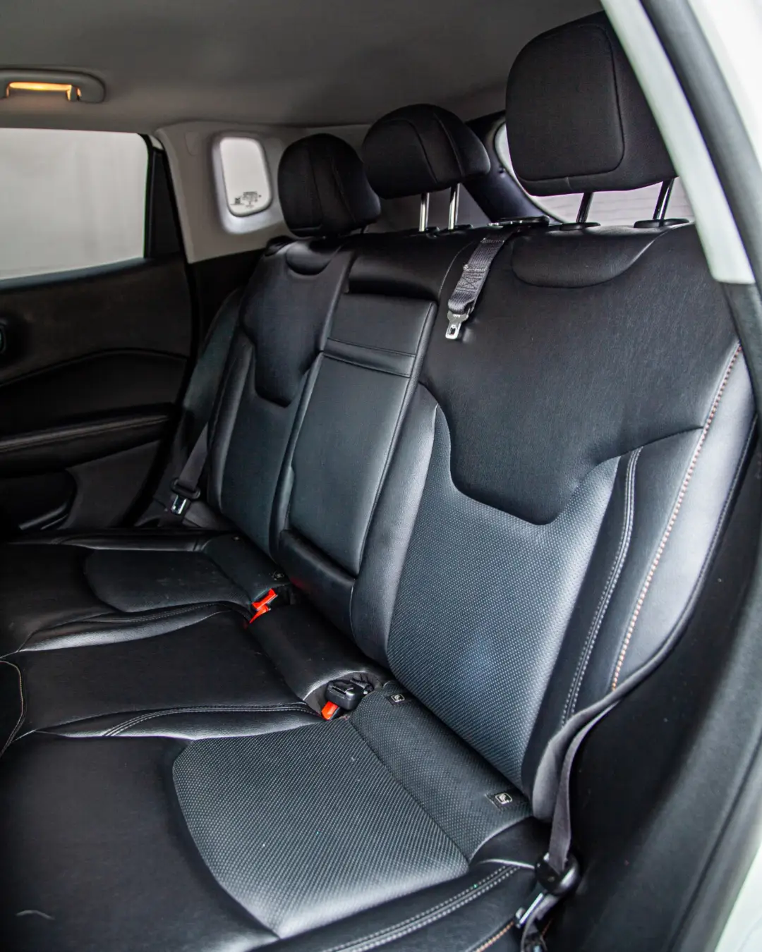 Jeep Compass miniatura 8