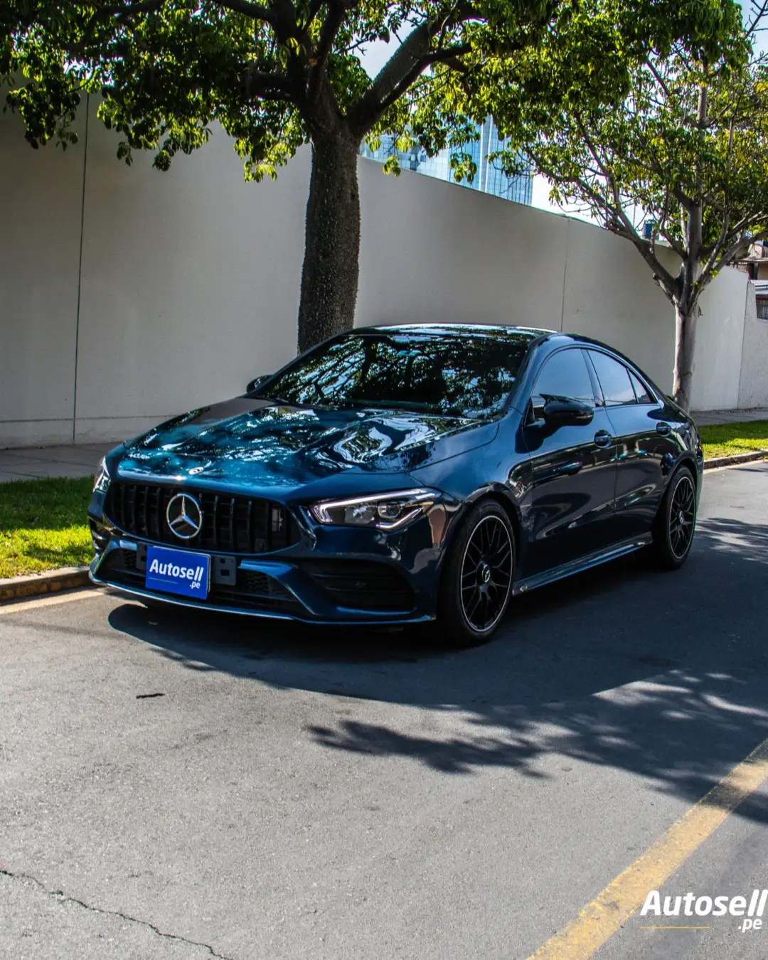 Mercedes Benz CLA 200