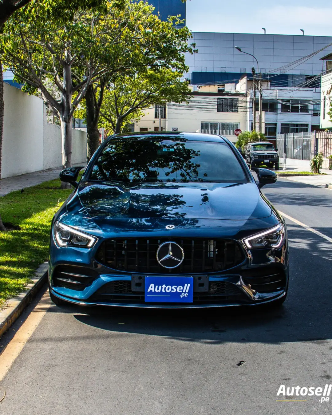 Mercedes Benz CLA 200