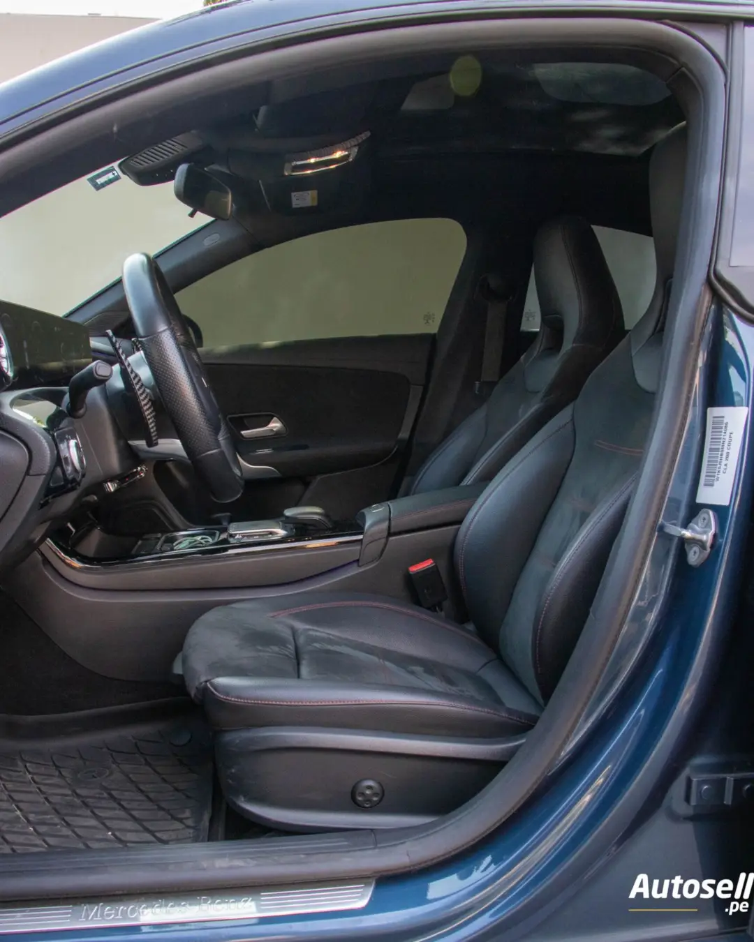 Mercedes Benz CLA 200