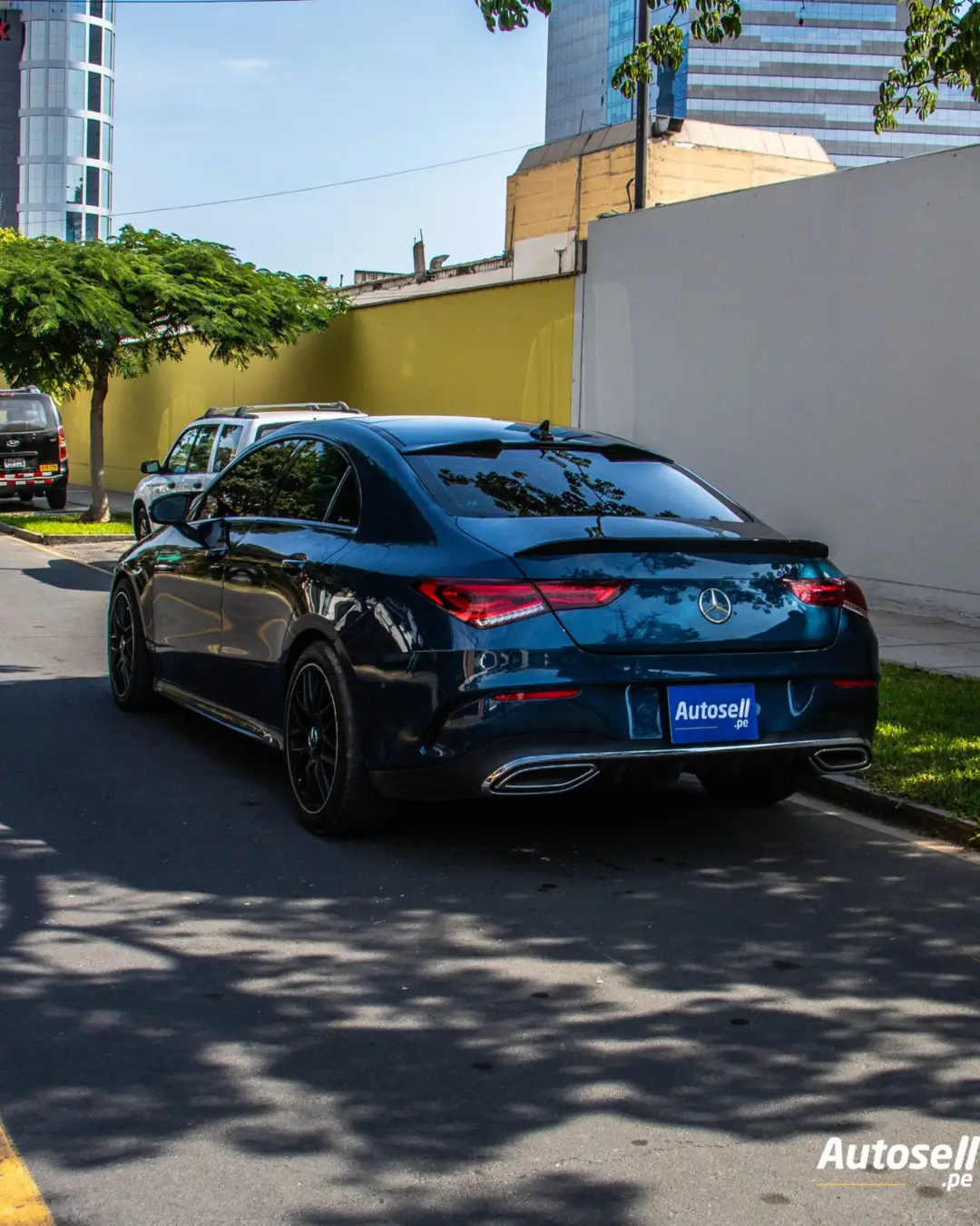 Mercedes Benz CLA 200
