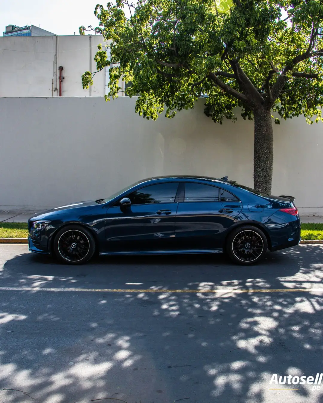 Mercedes Benz CLA 200