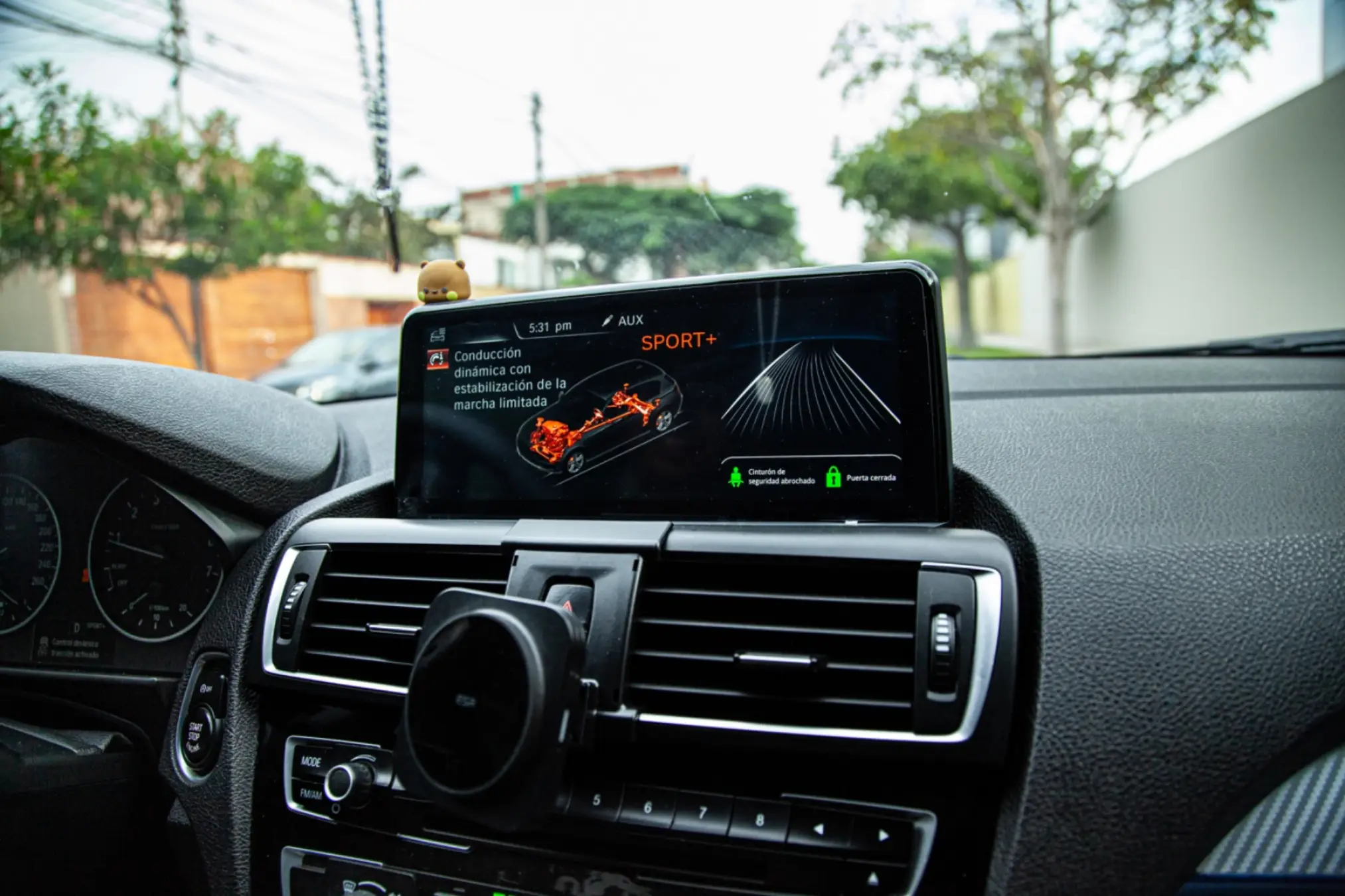 BMW 120i miniatura 9