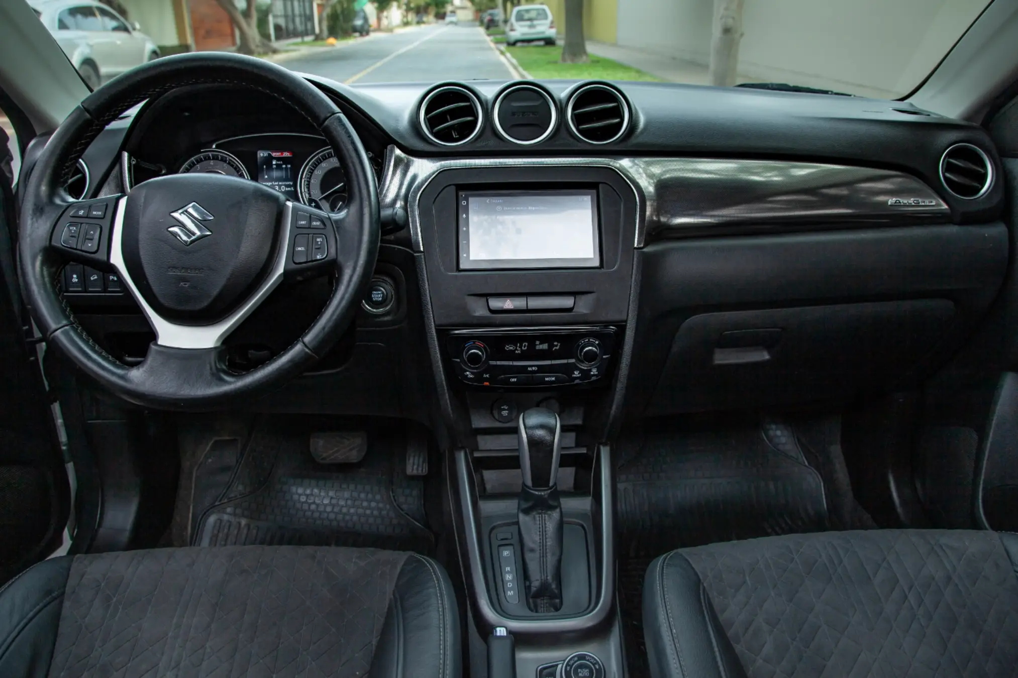 Suzuki Vitara miniatura 12