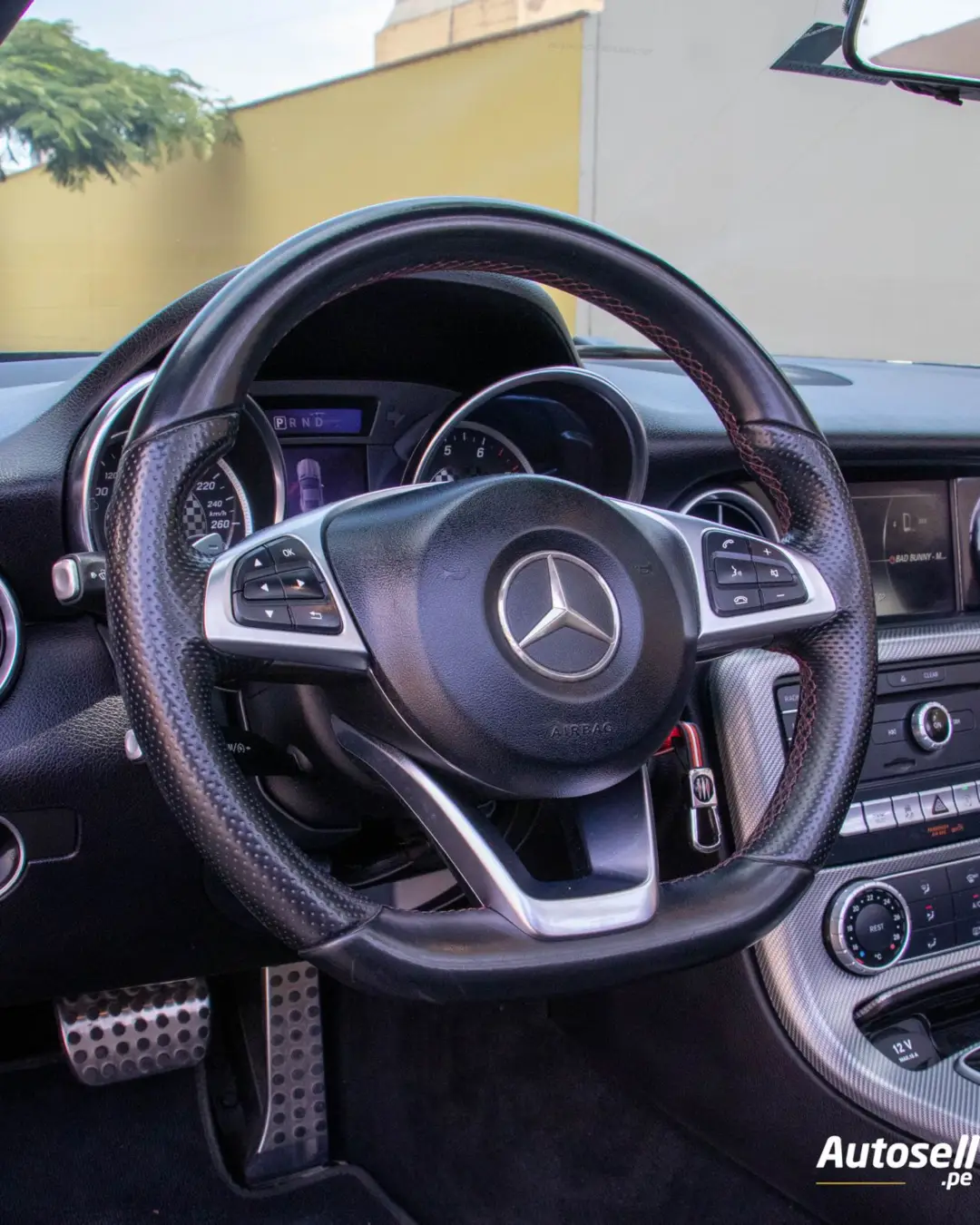 Mercedes Benz SLC 200 miniatura 9