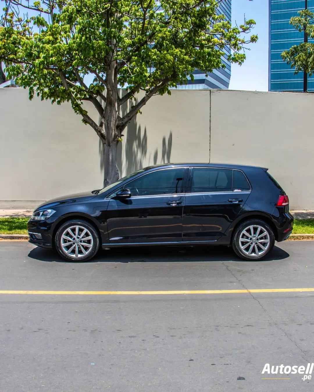 Volkswagen Golf miniatura 2