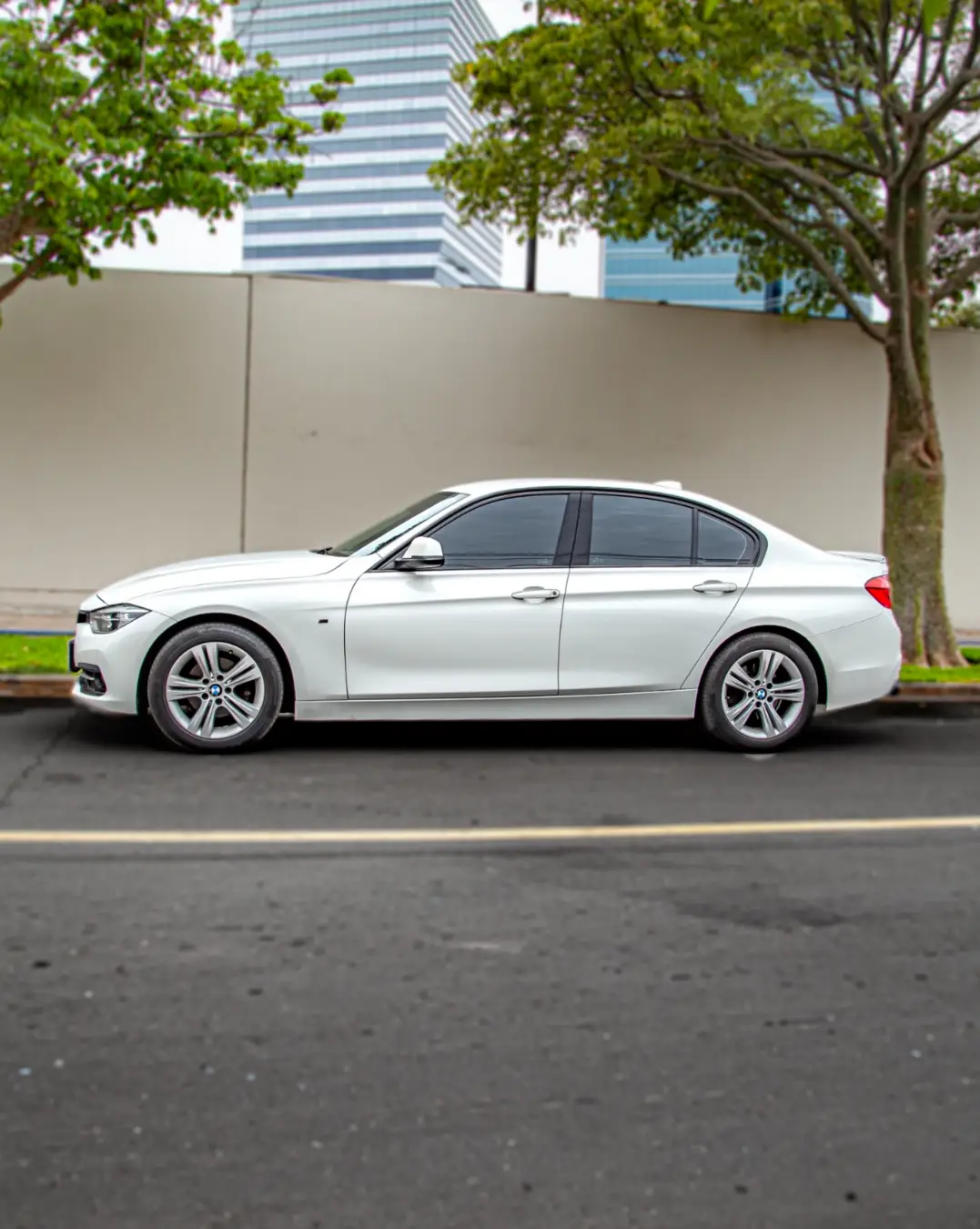 BMW 318i