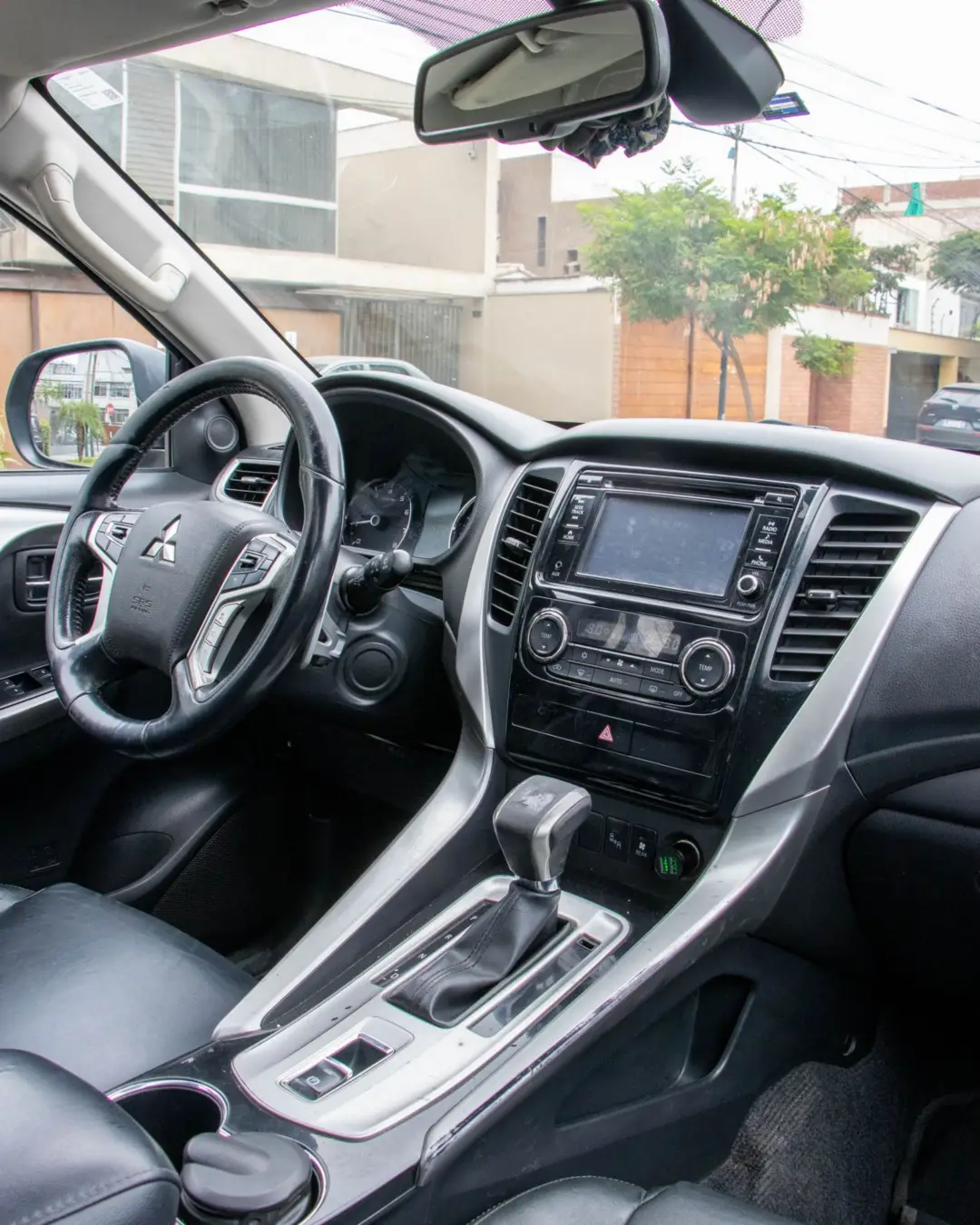 Mitsubishi Montero Sport