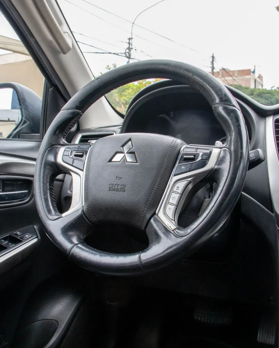 Mitsubishi Montero Sport