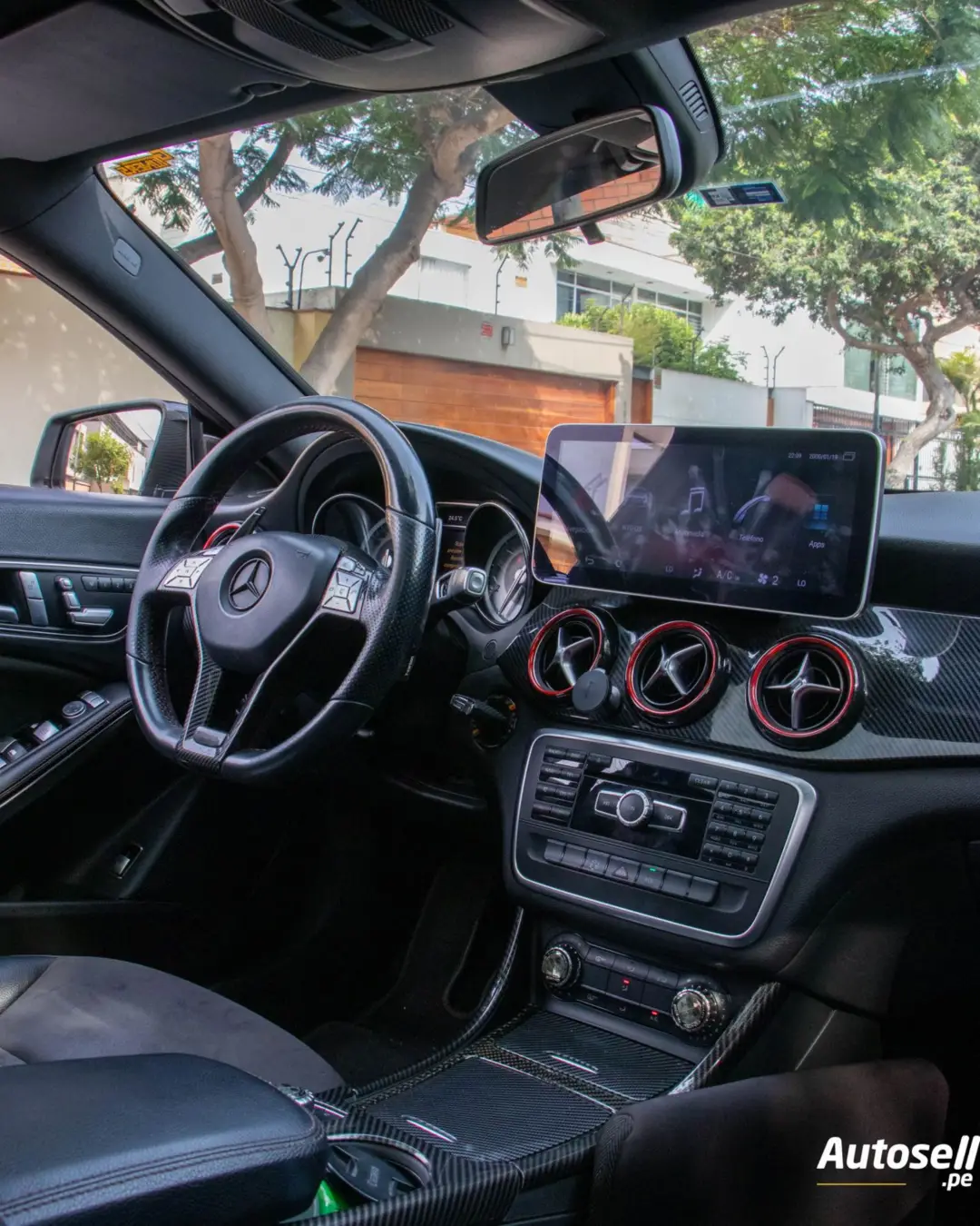 Mercedes Benz CLA 200 miniatura 11