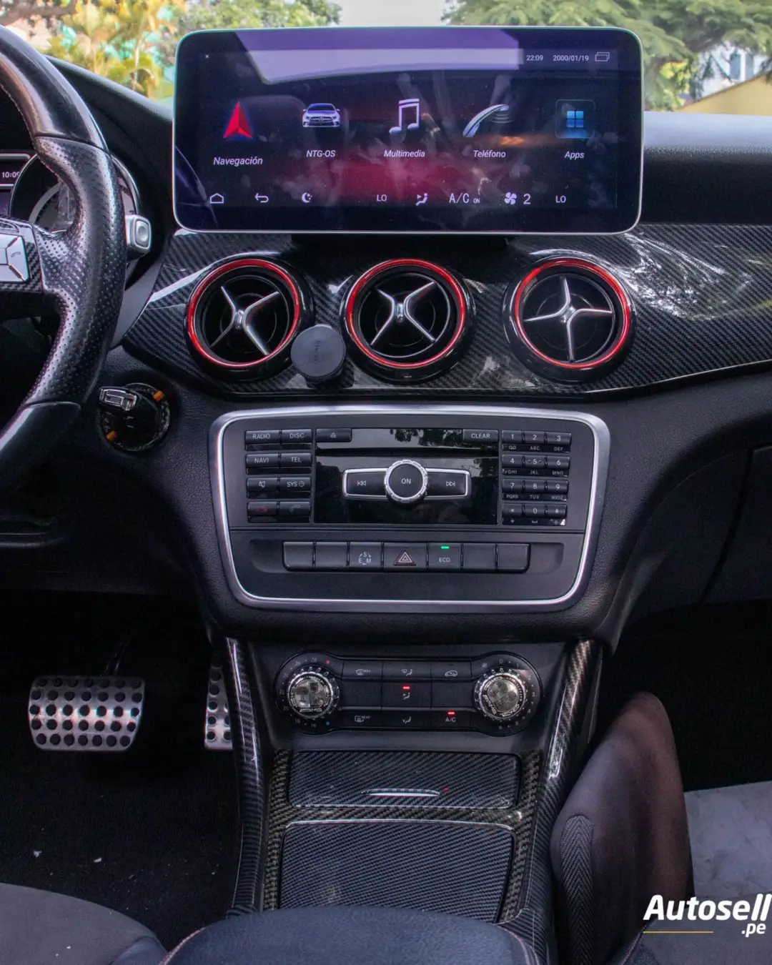 Mercedes Benz CLA 200 miniatura 12