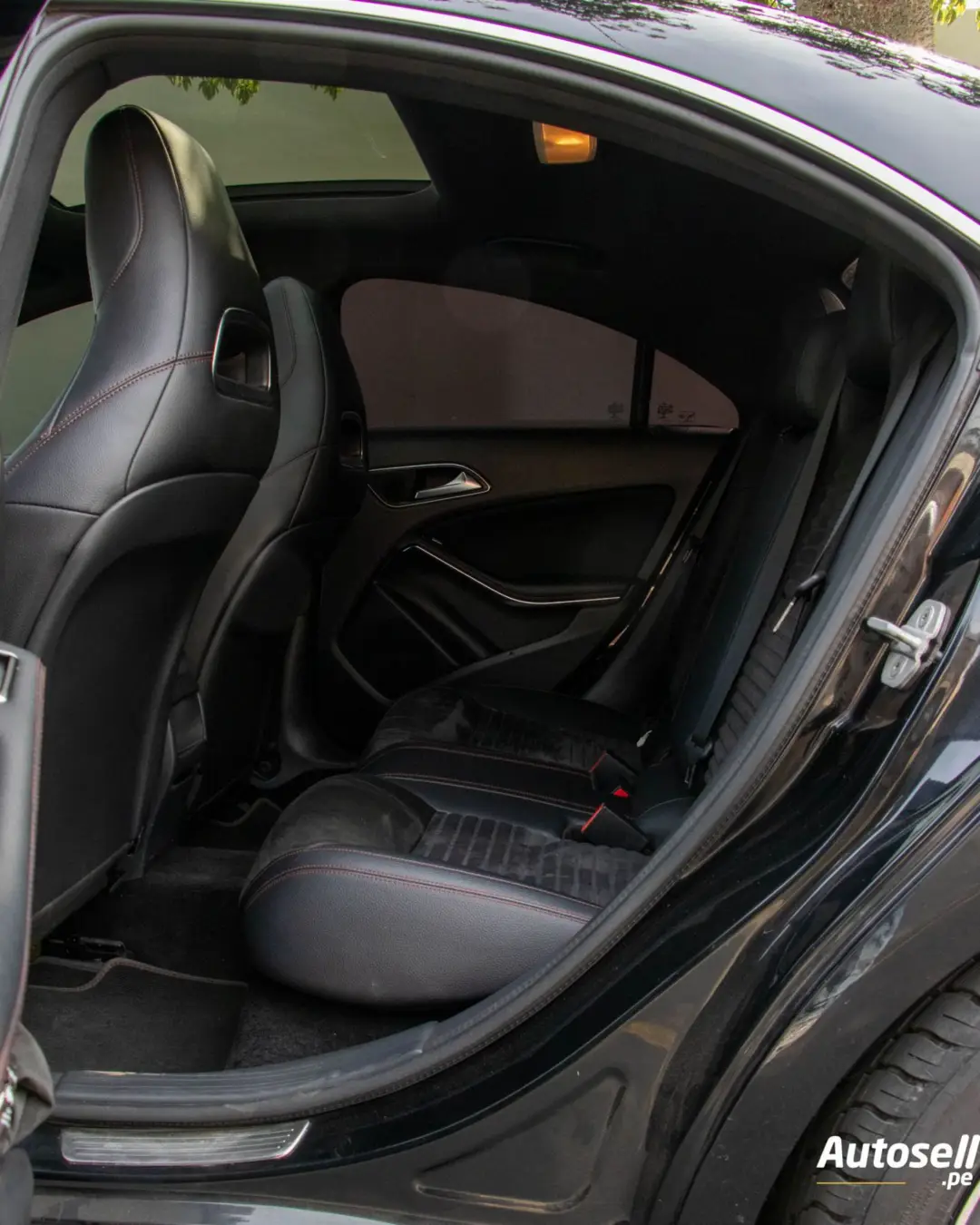 Mercedes Benz CLA 200 miniatura 9