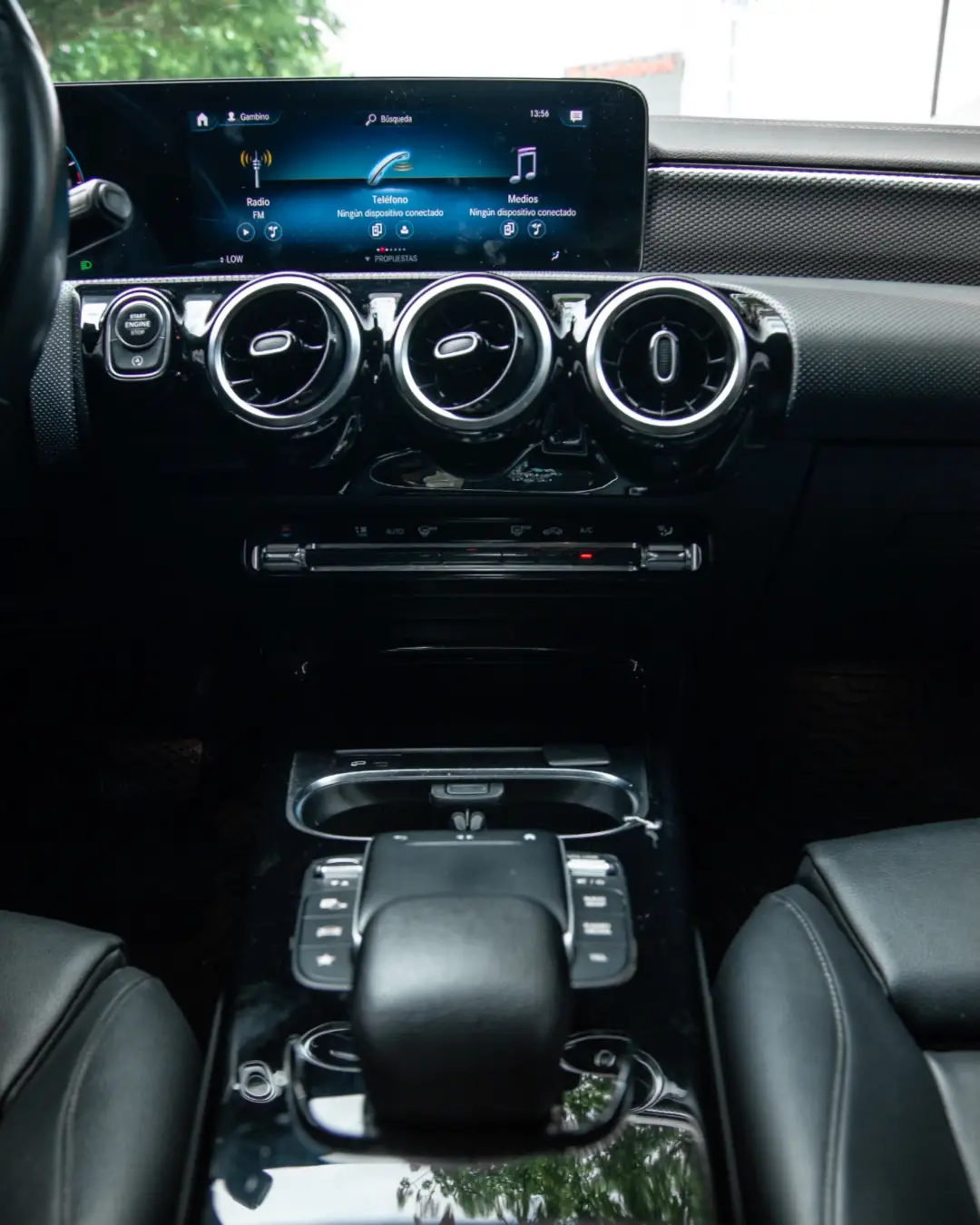 Mercedes Benz CLA 200