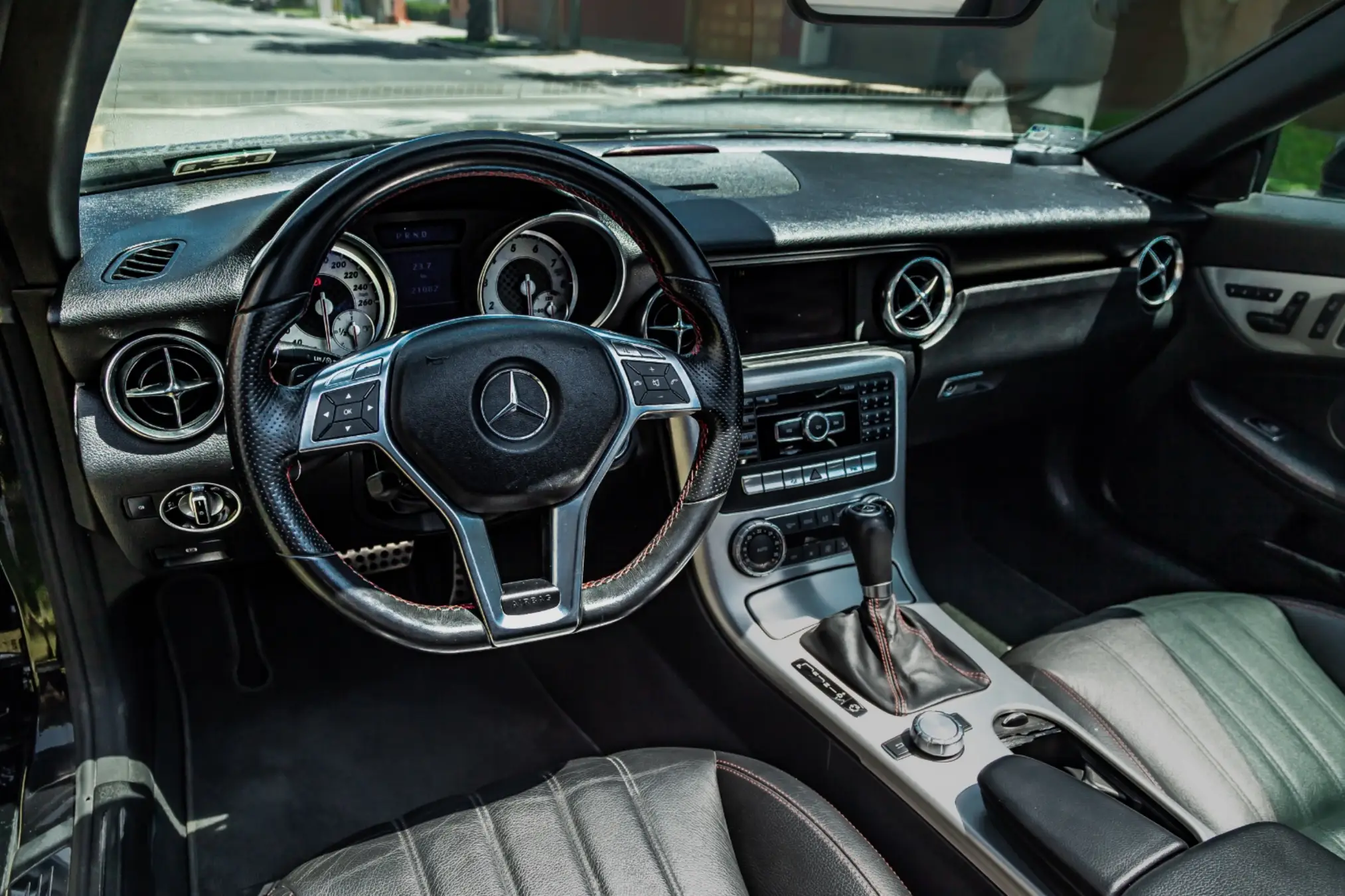 Mercedes Benz SLK 350 