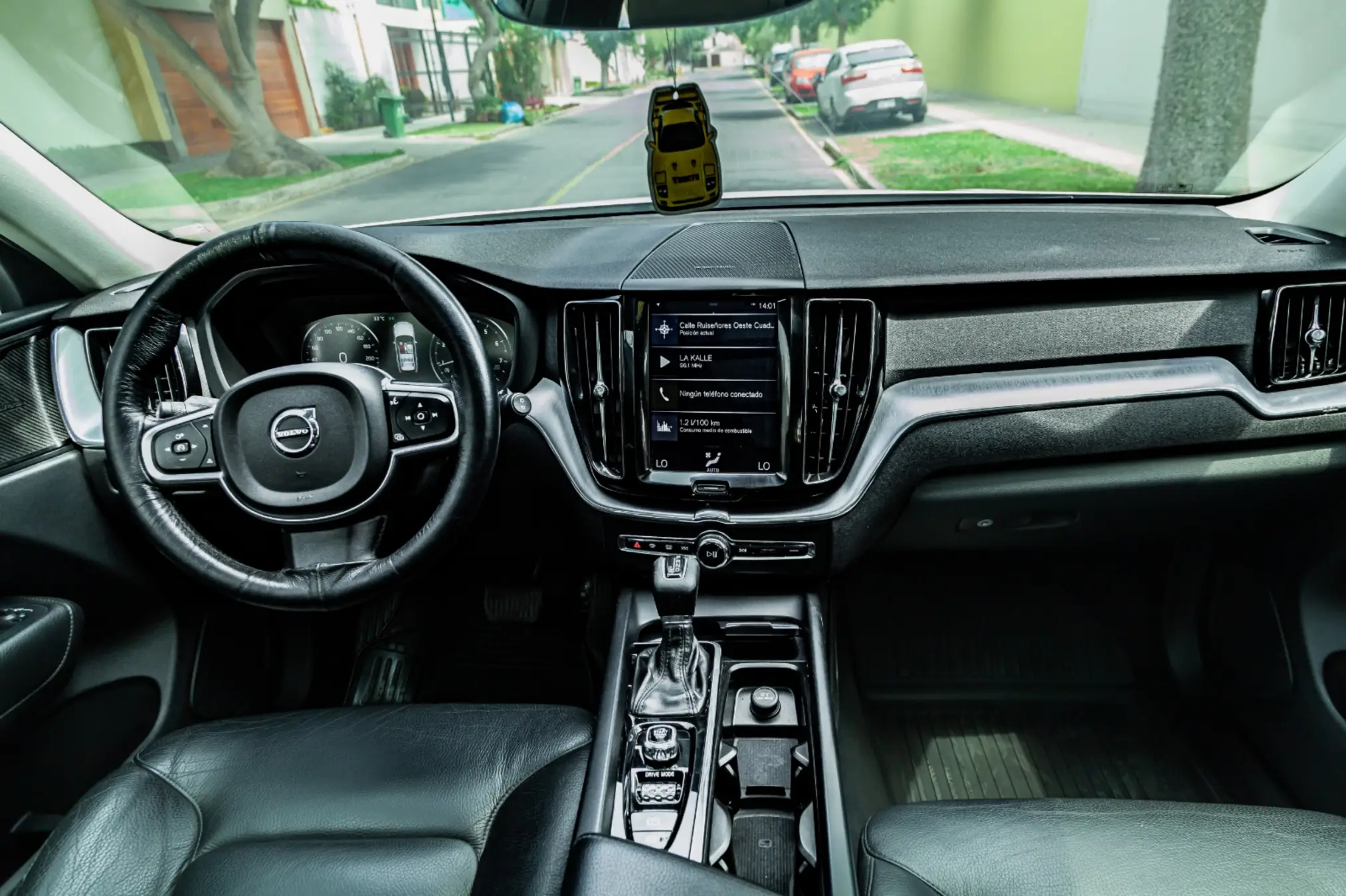 Volvo XC60 miniatura 8