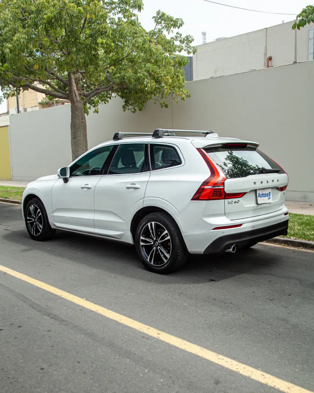 Volvo XC60 miniatura 3