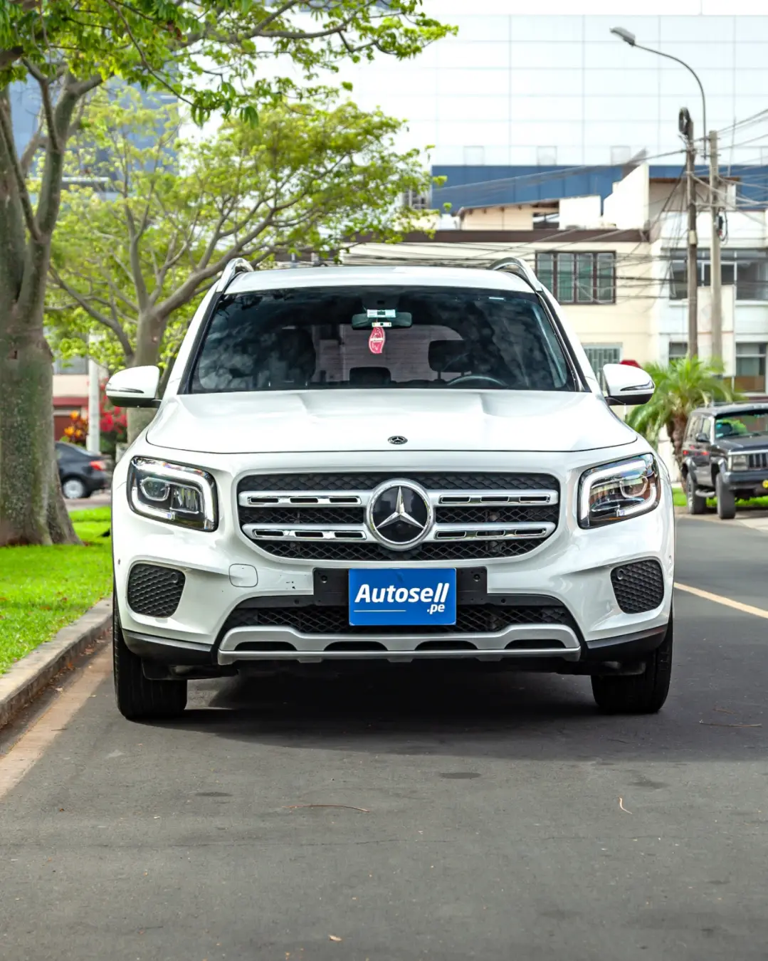 Mercedes Benz GLB 200