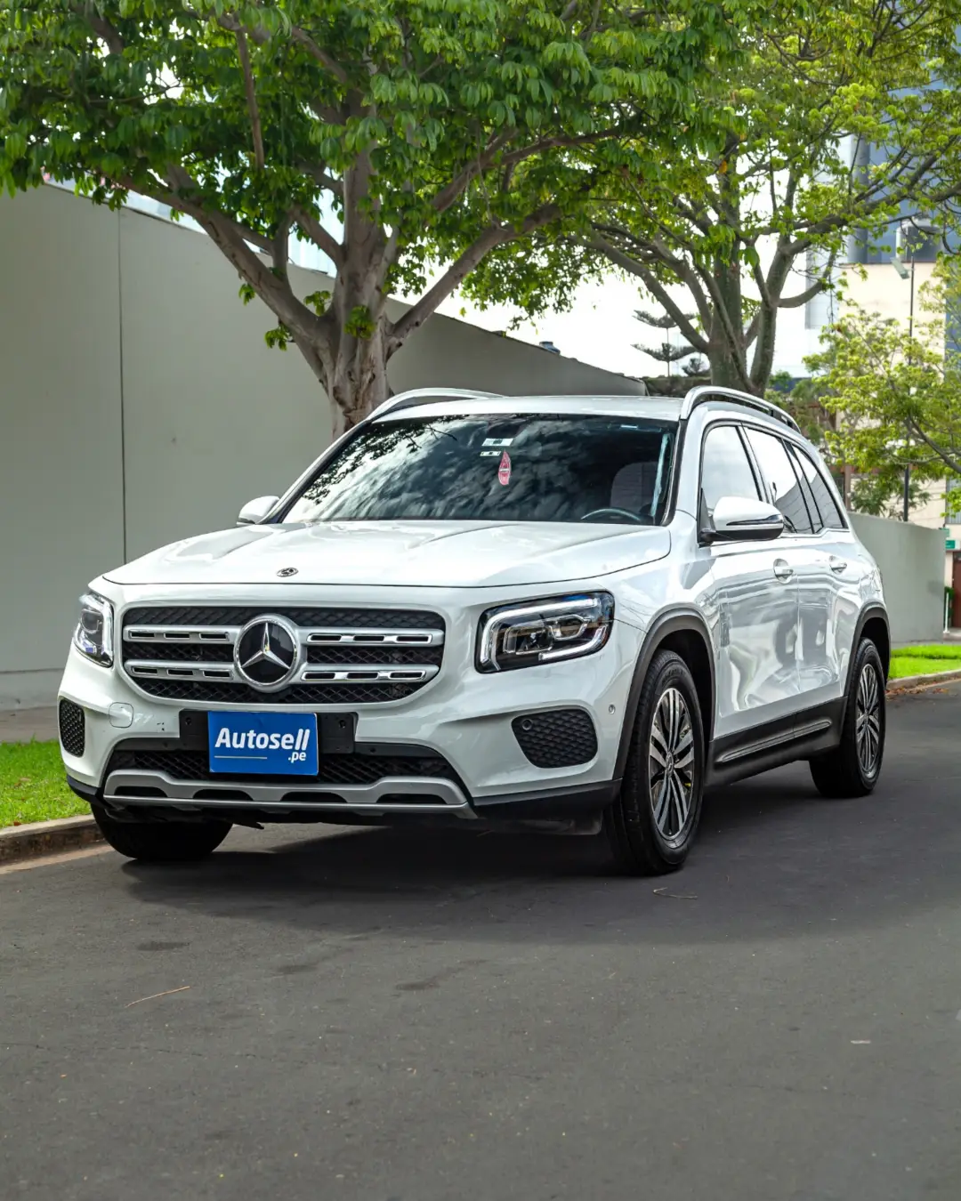 Mercedes Benz GLB 200