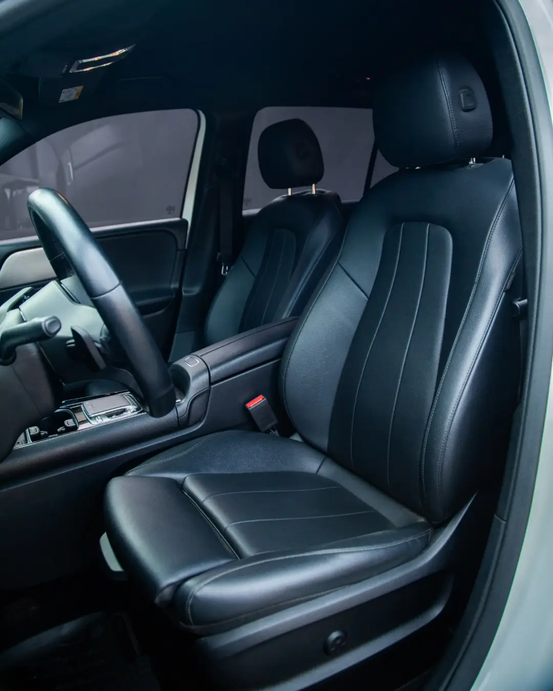 Mercedes Benz GLB 200