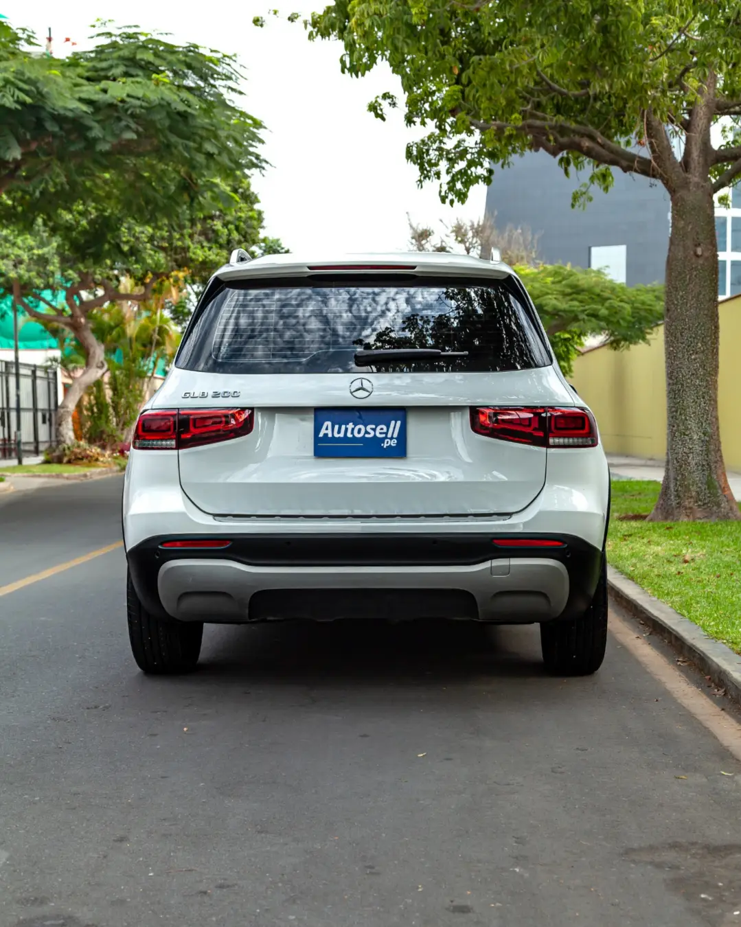 Mercedes Benz GLB 200