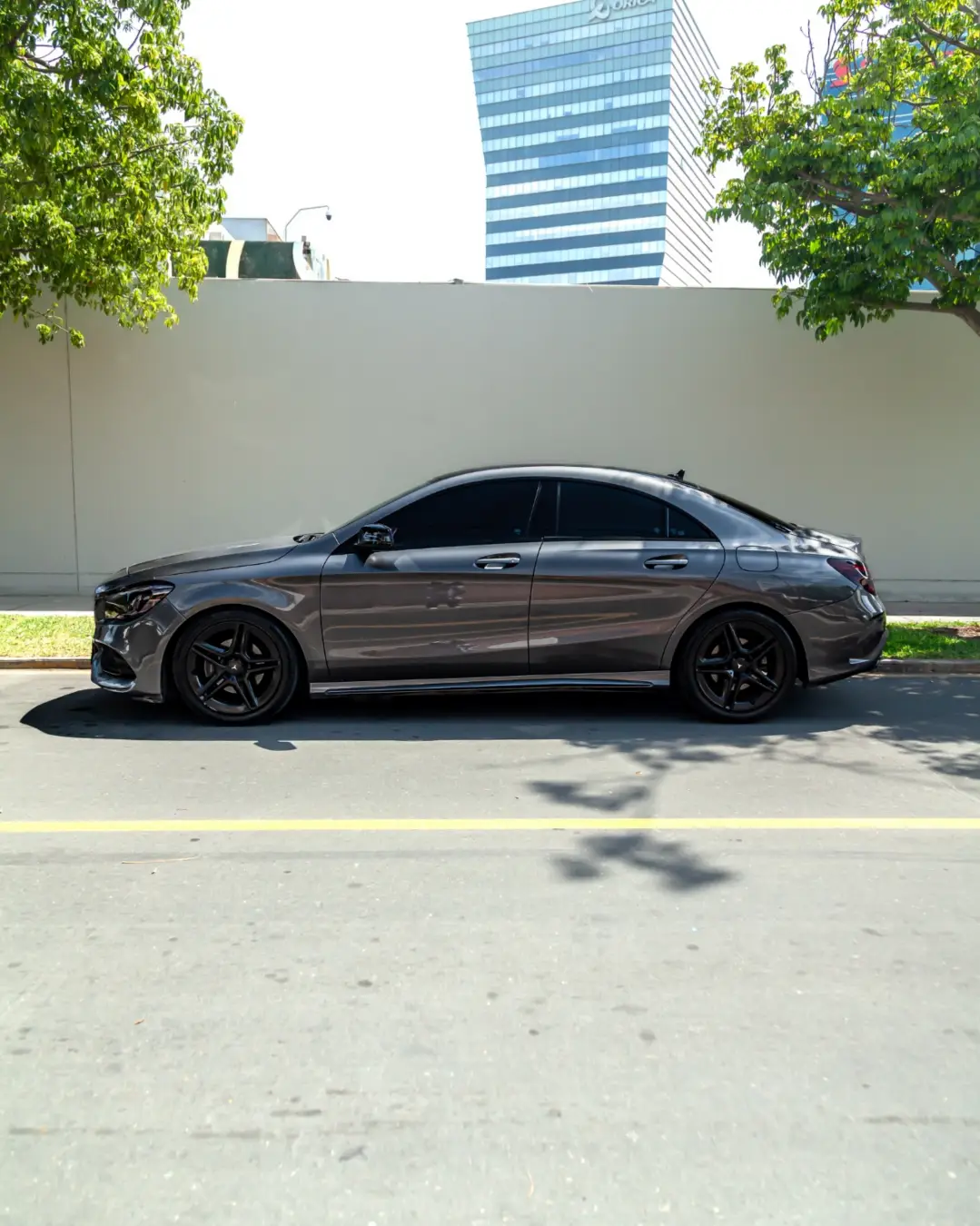 Mercedes Benz CLA 200 Coupe miniatura 2