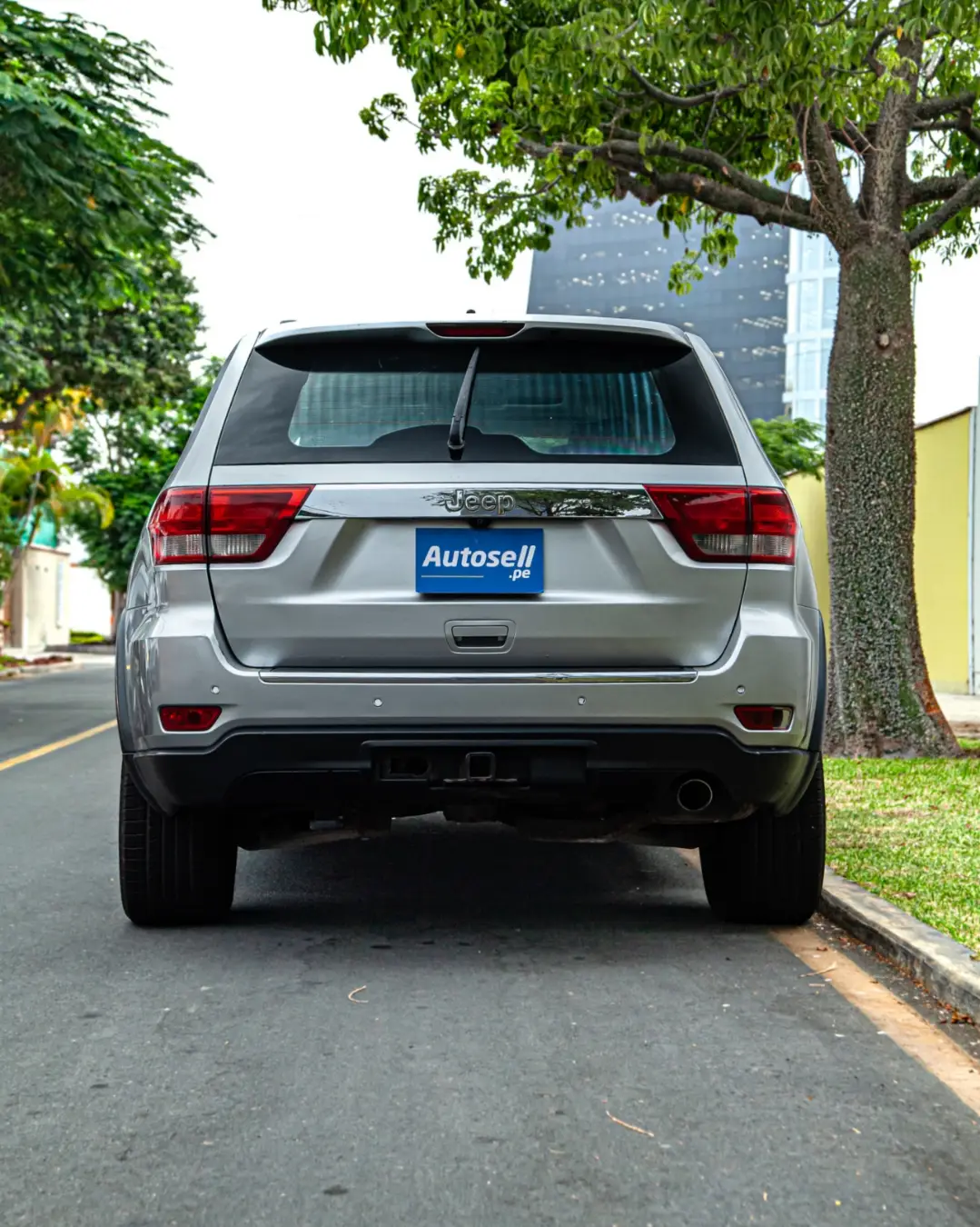 Jeep Grand Cherokee miniatura 4