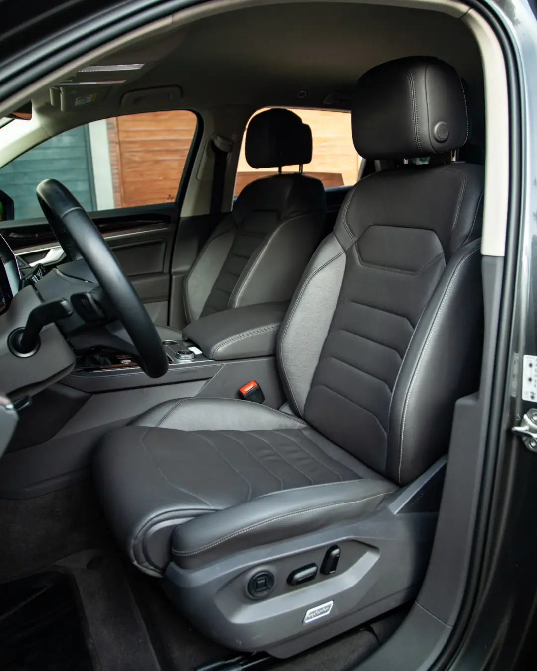 Volkswagen Touareg miniatura 9