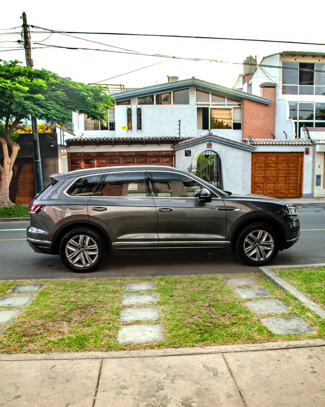 Volkswagen Touareg miniatura 6