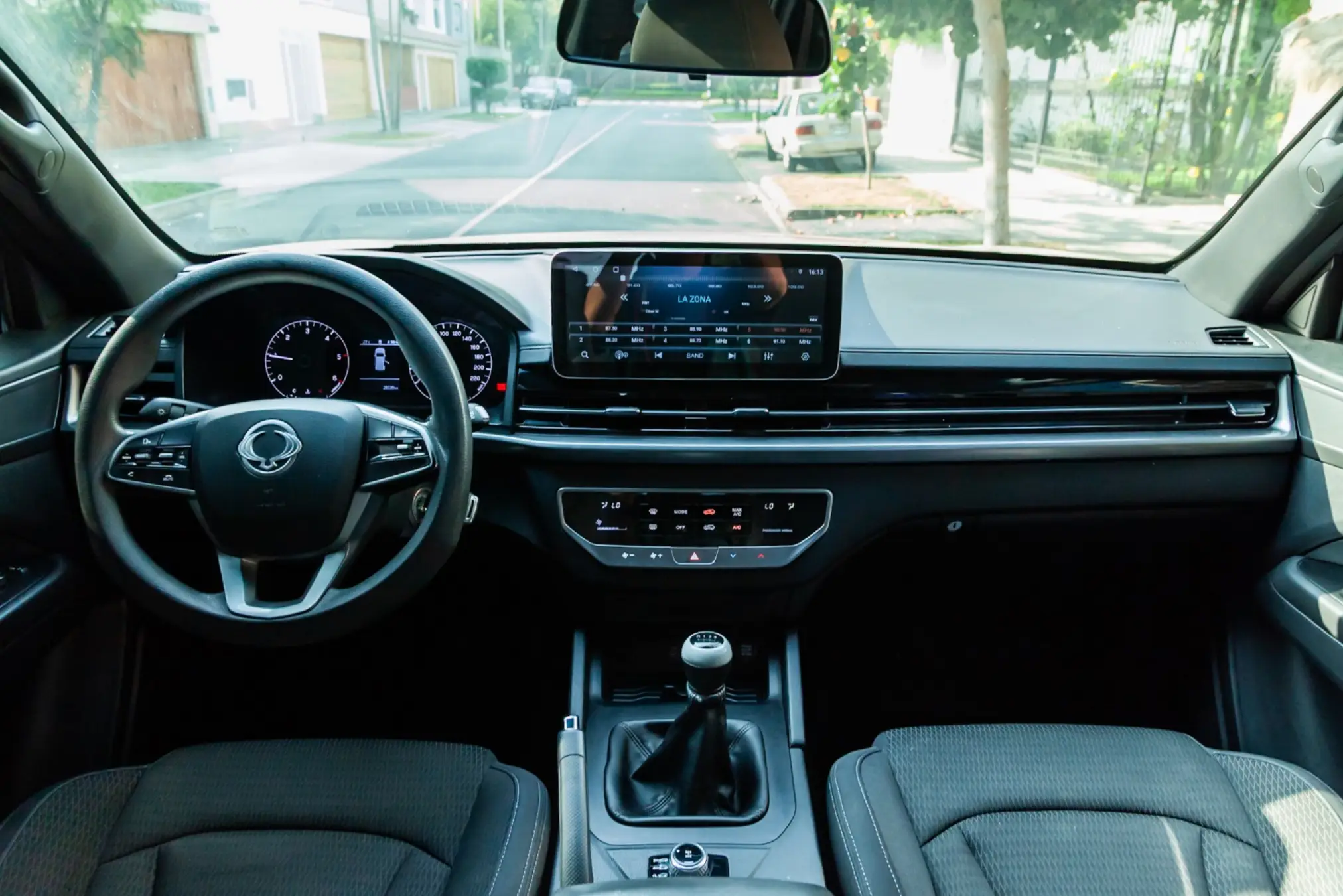 Ssangyong New Musso Grand