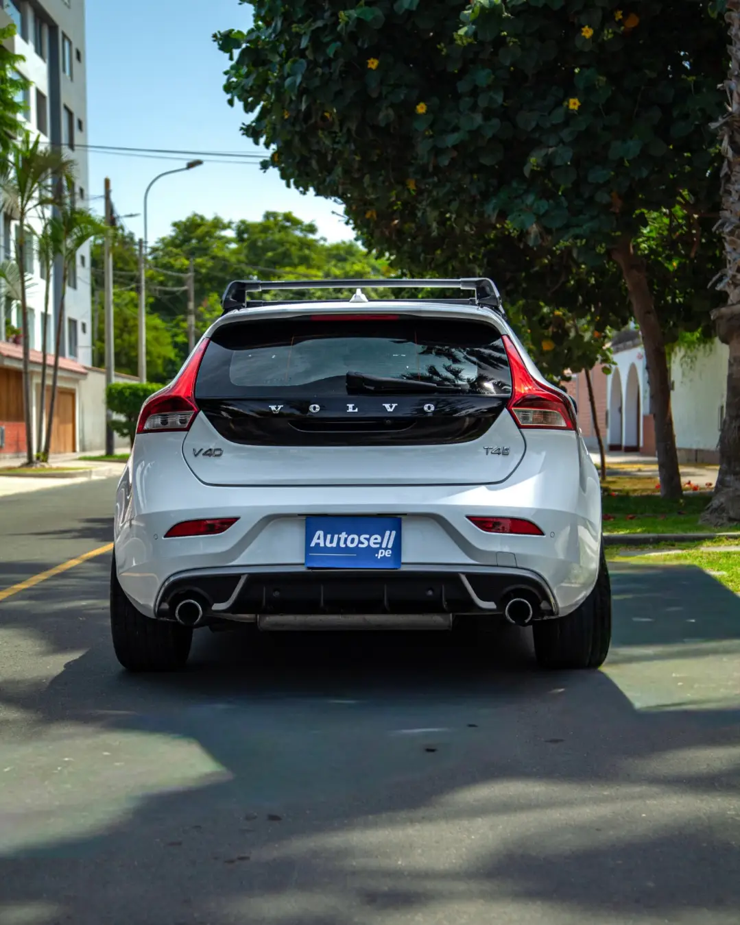 Volvo V40