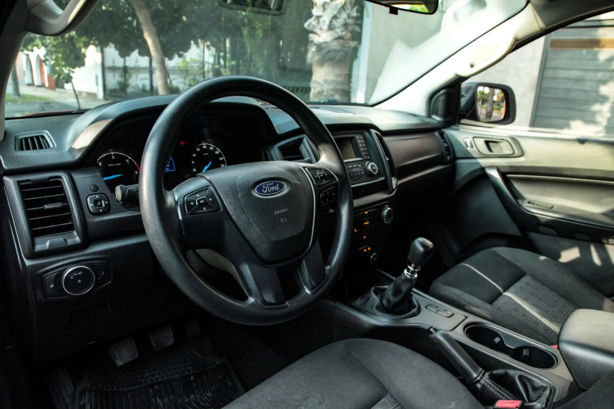 Ford Ranger miniatura 11