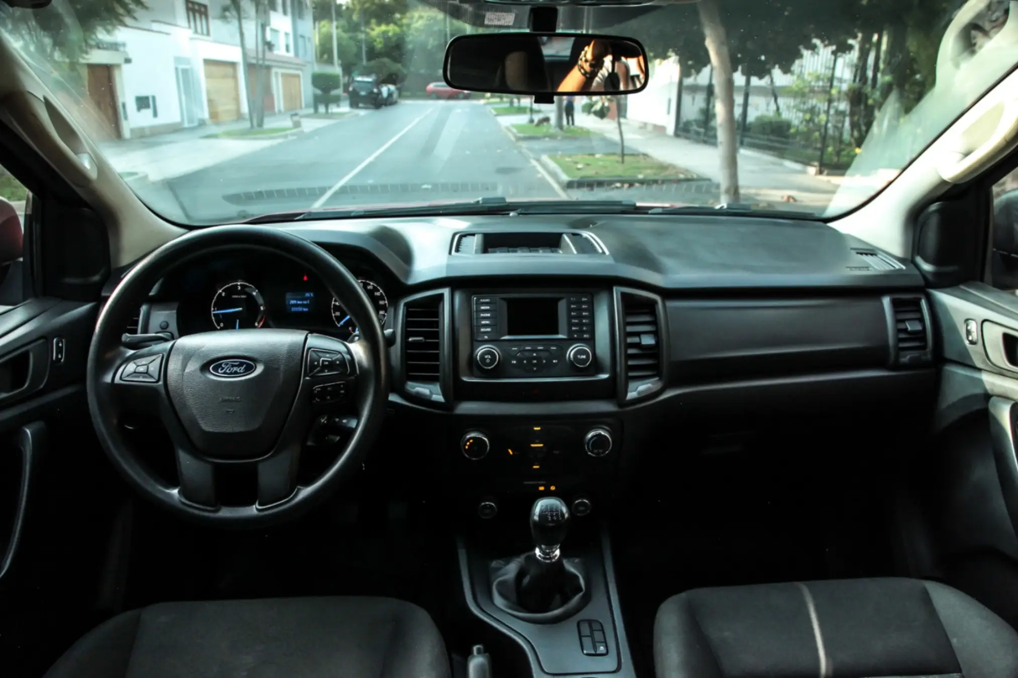 Ford Ranger miniatura 14