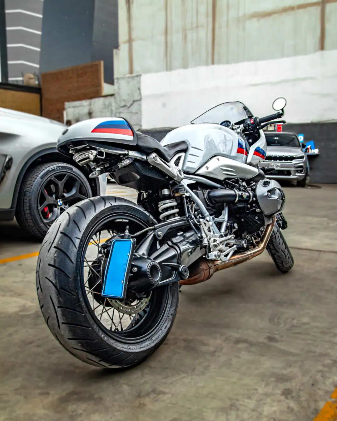 BMW R nine T