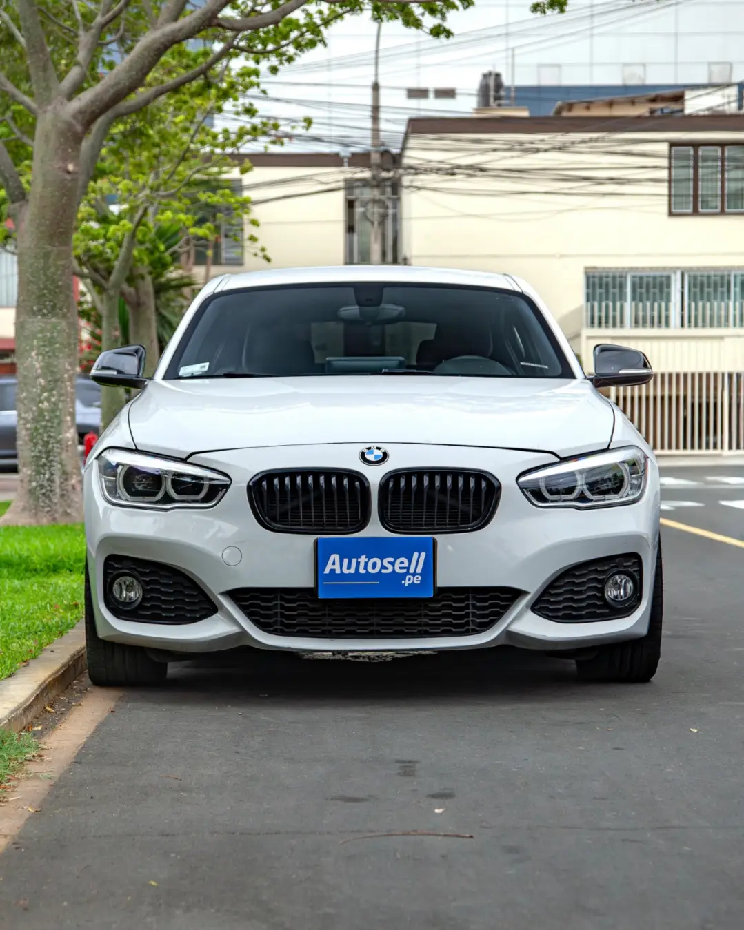 BMW 120i