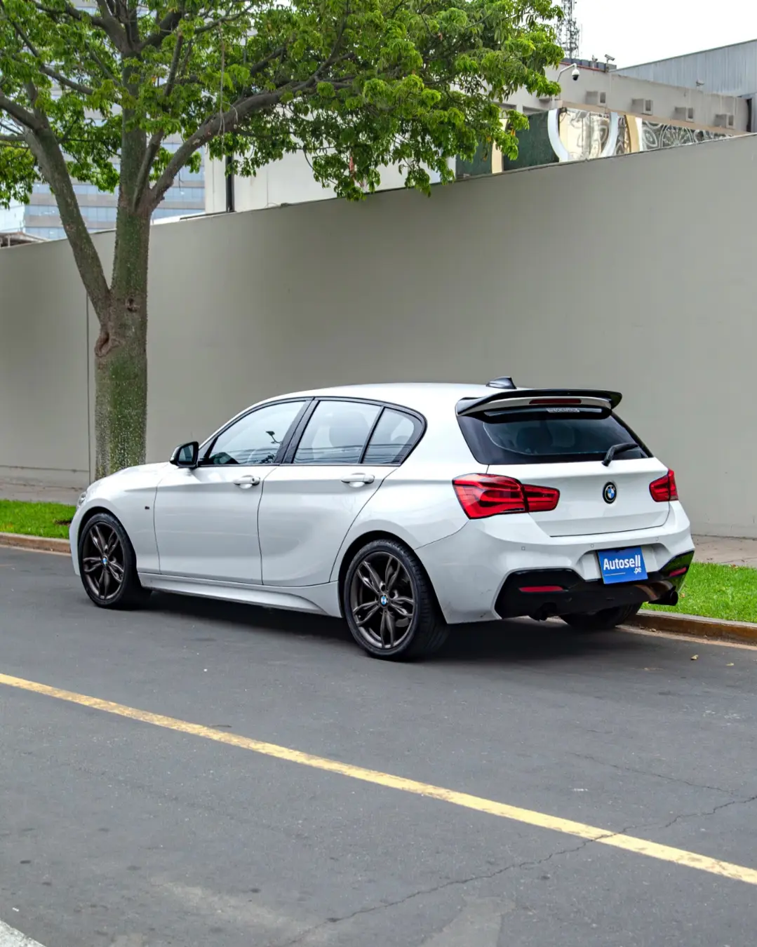 BMW 120i