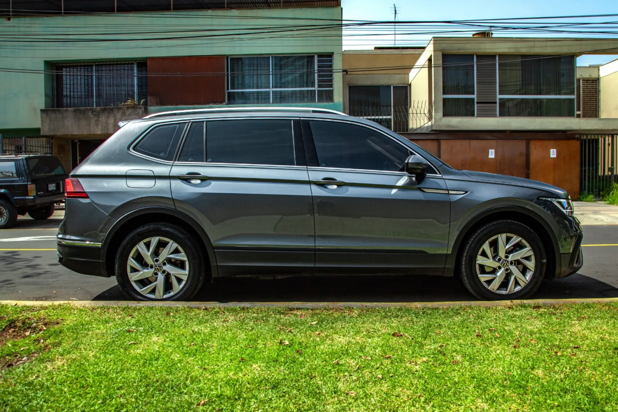 Volkswagen Tiguan all space
