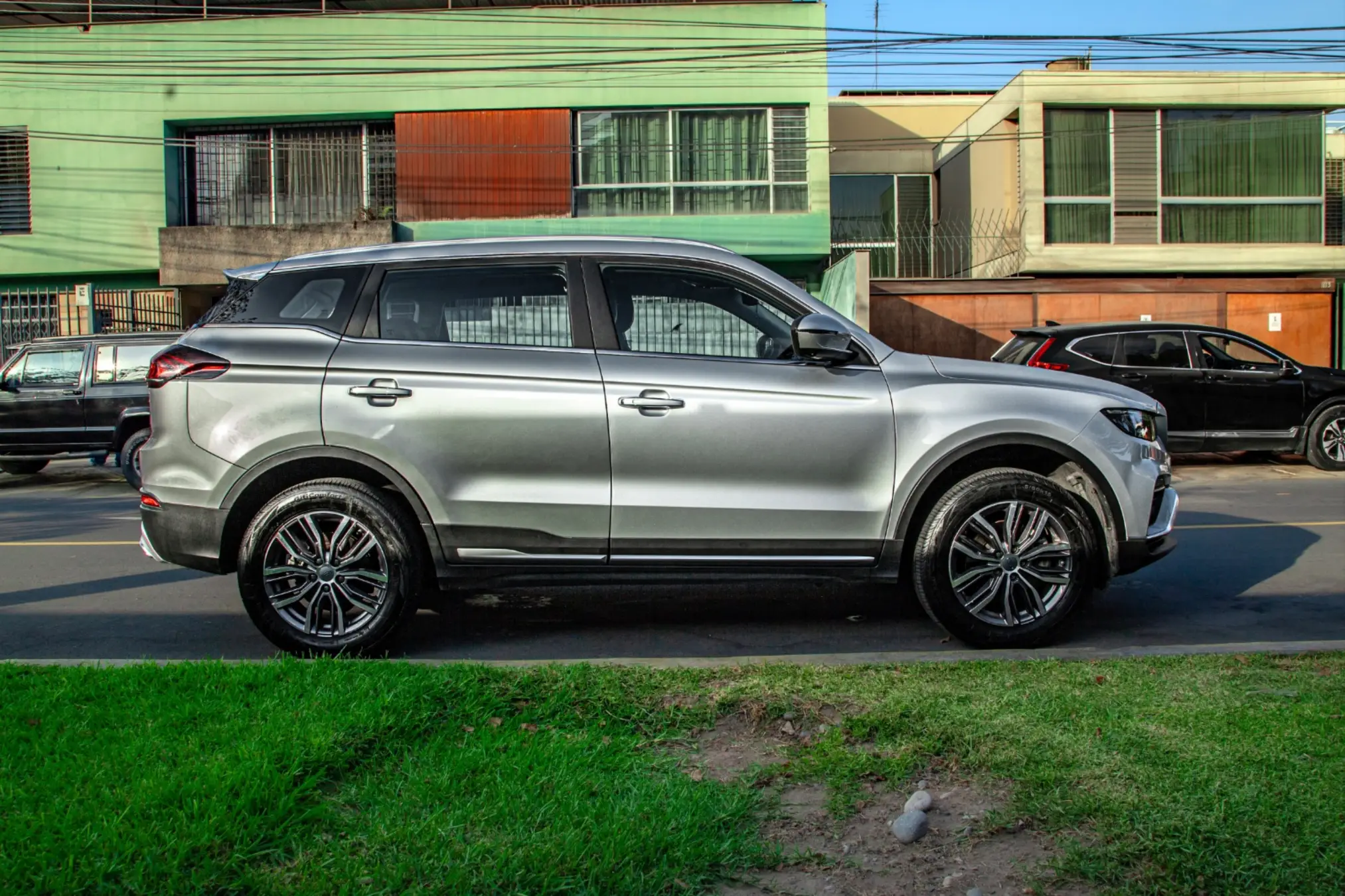 Geely Azkarra