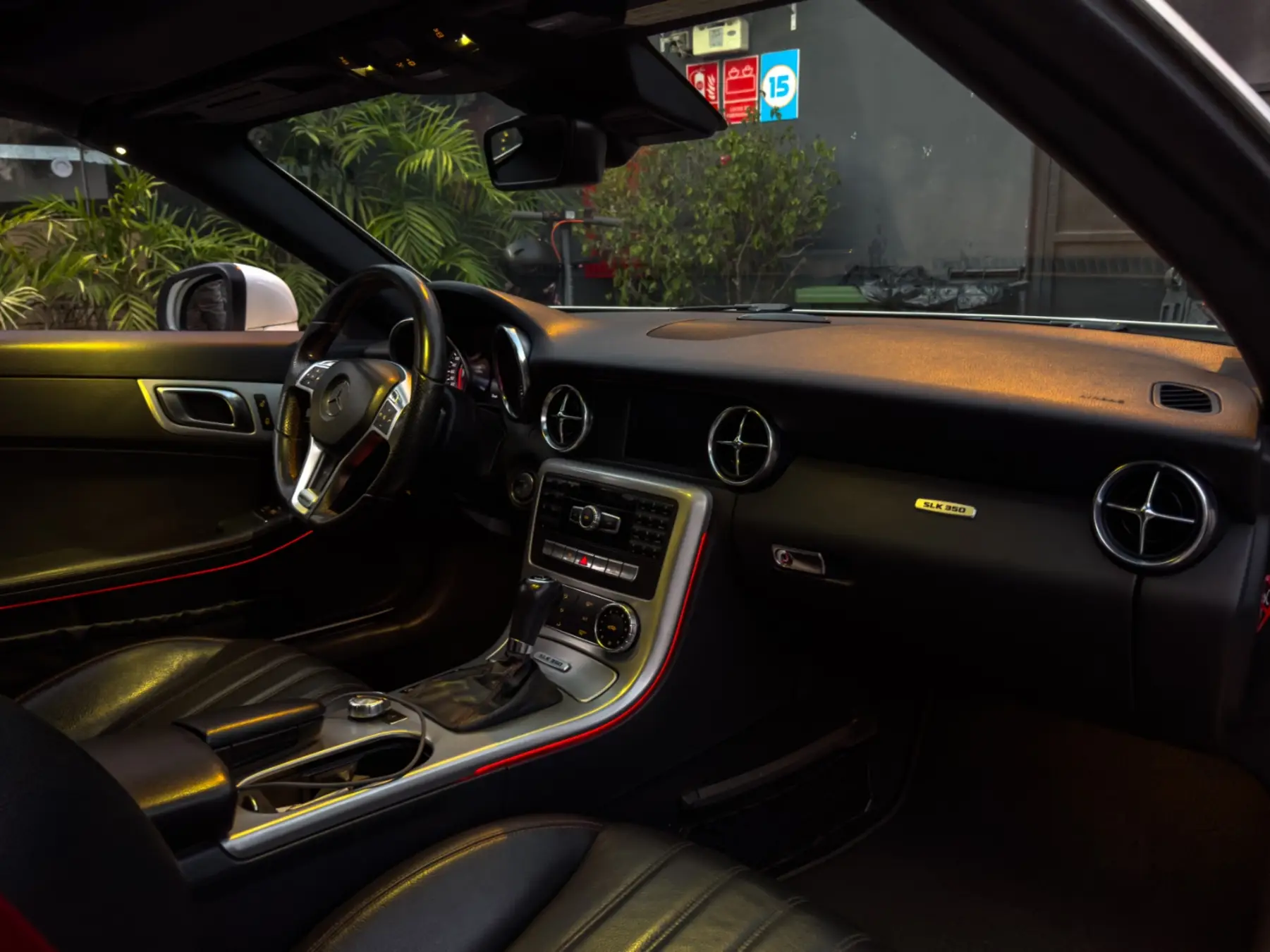 Mercedes Benz SLK350