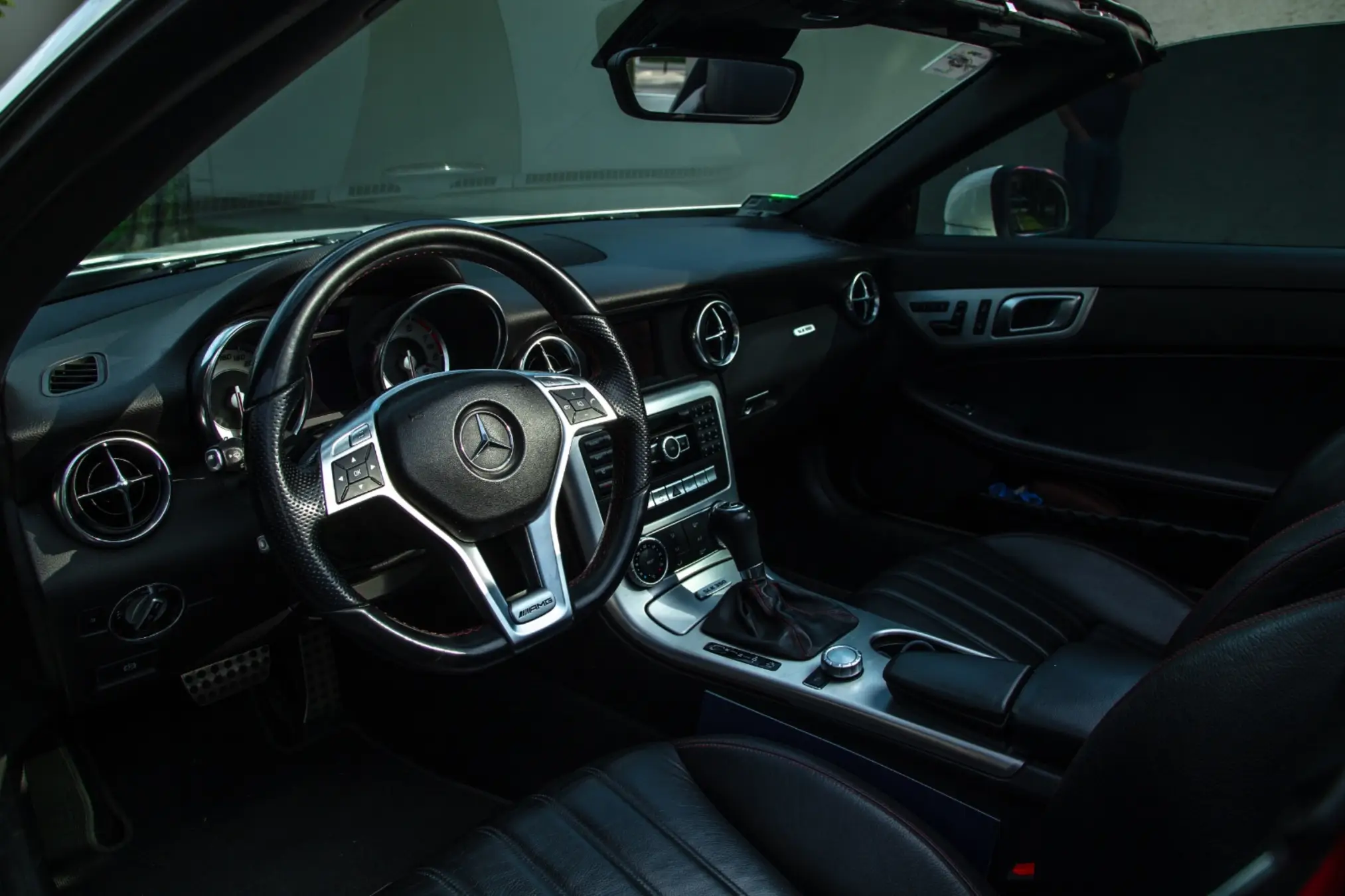 Mercedes Benz SLK350