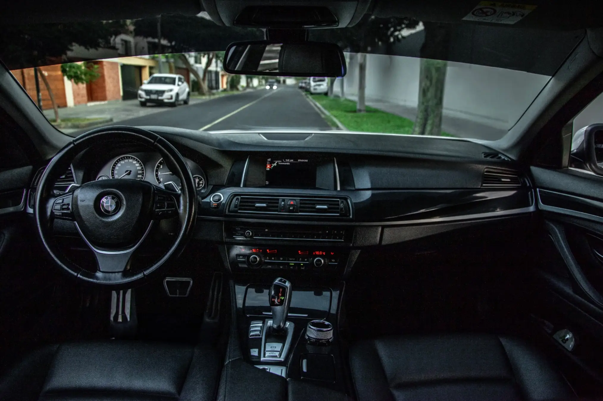 BMW 520I