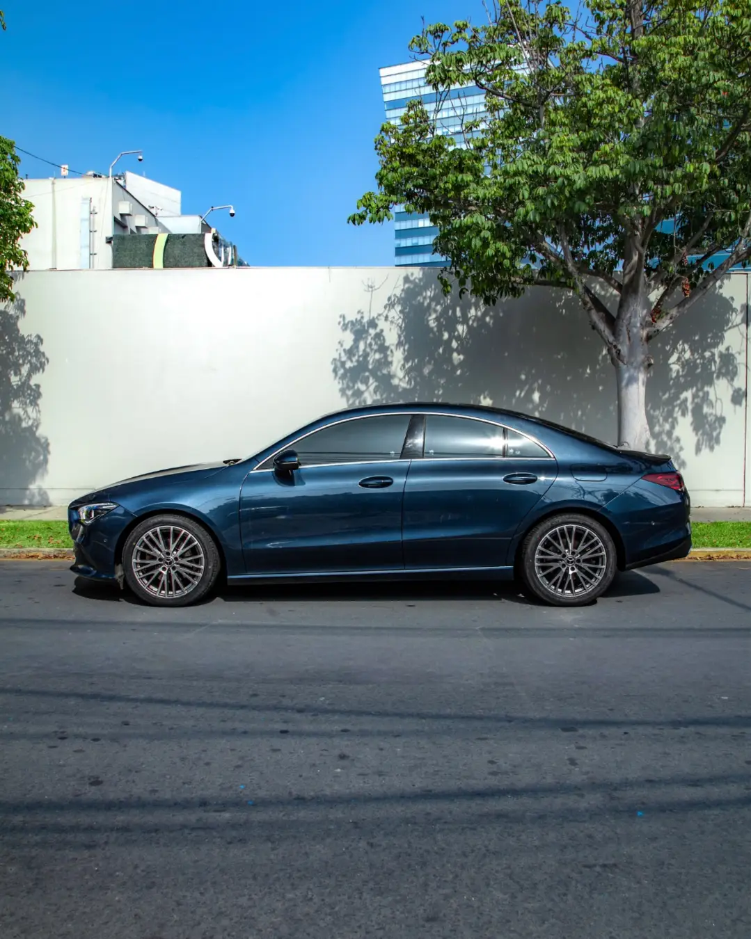 Mercedes Benz CLA 200