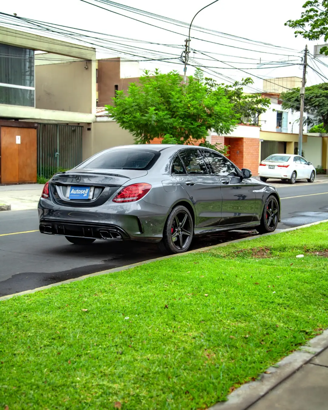 Mercedes Benz C200