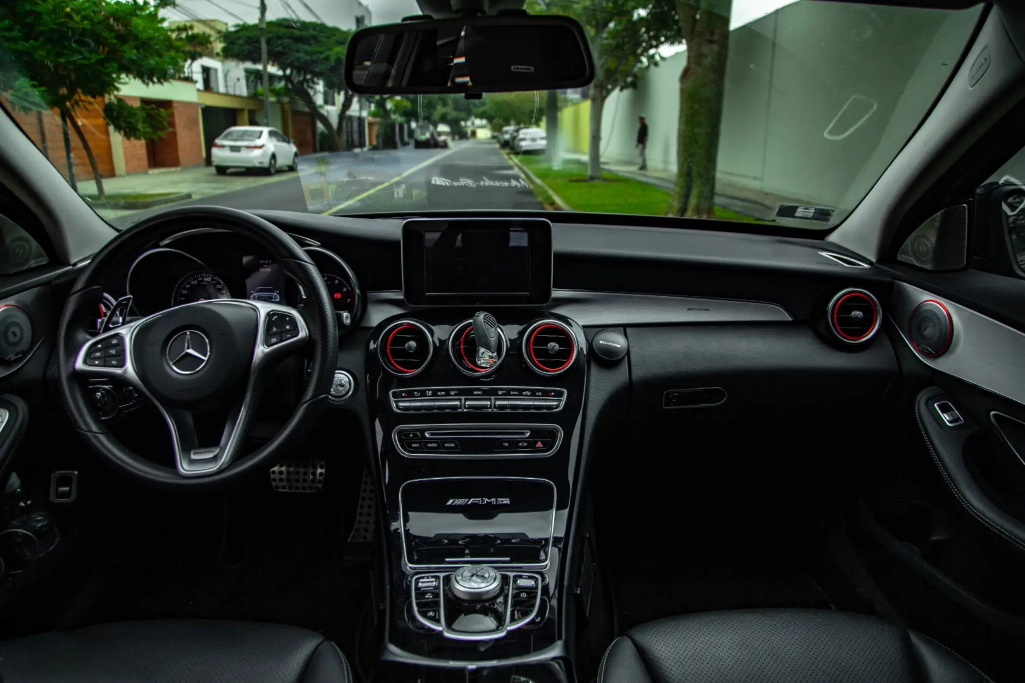 Mercedes Benz C200
