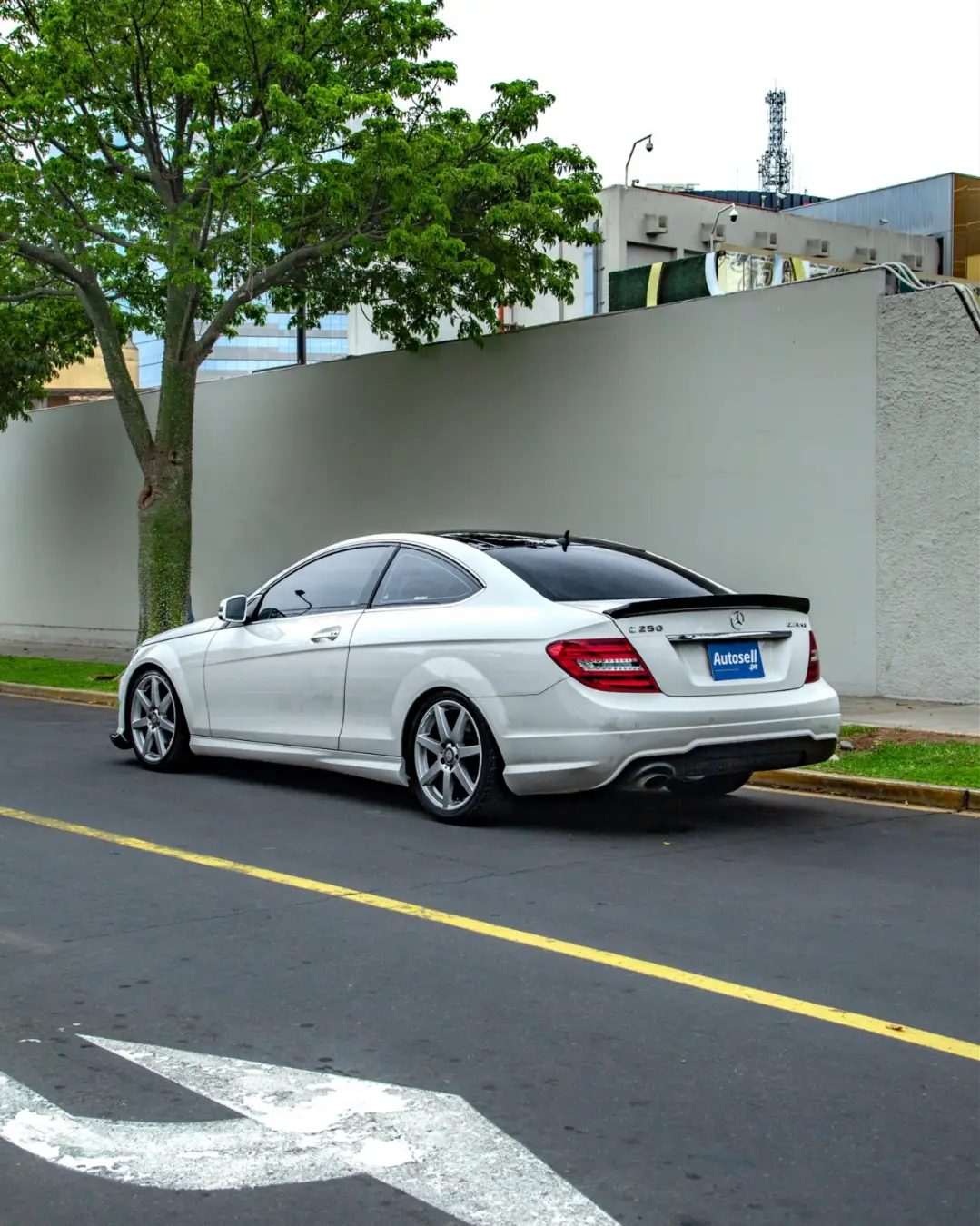 Mercedes Benz C250 Blue Efficiency Coupe