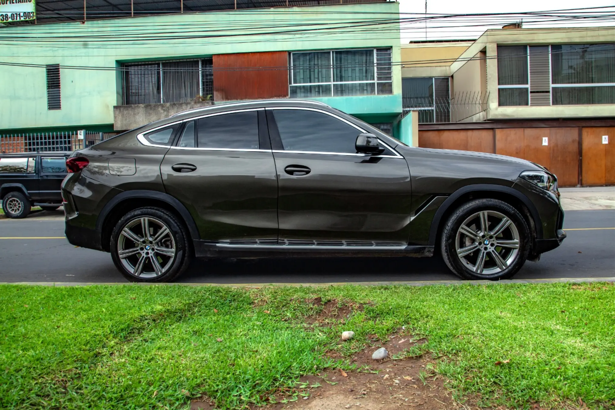 BMW X6
