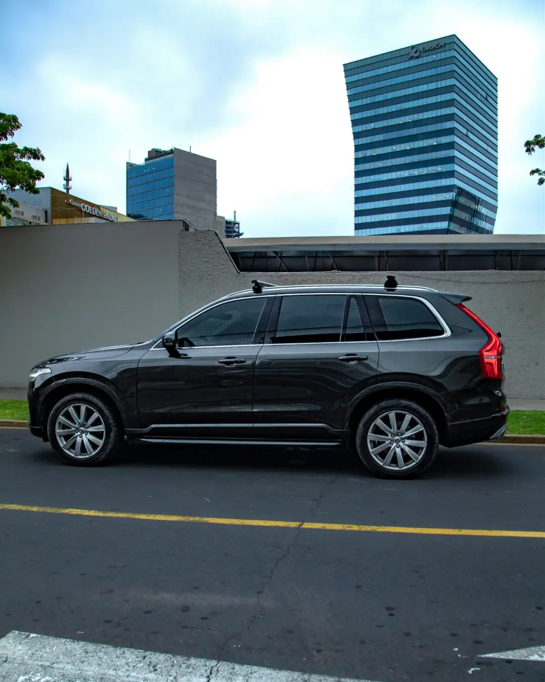 Volvo XC90